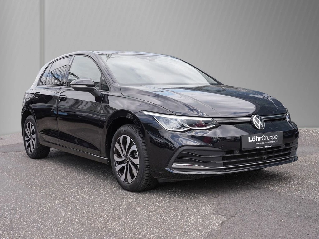 Volkswagen Golf VIII 1.5 eTSI DSG Active Navi/RFK/LED