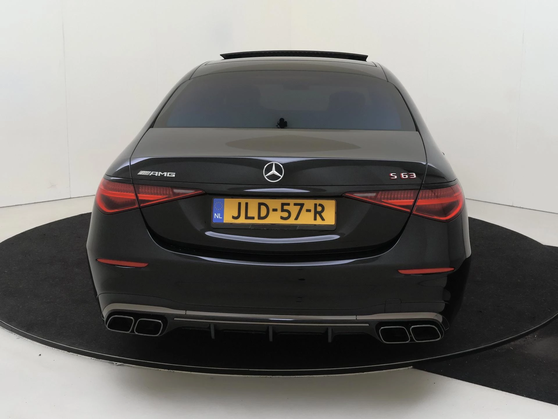 Mercedes-Benz-S-Klasse-image-6