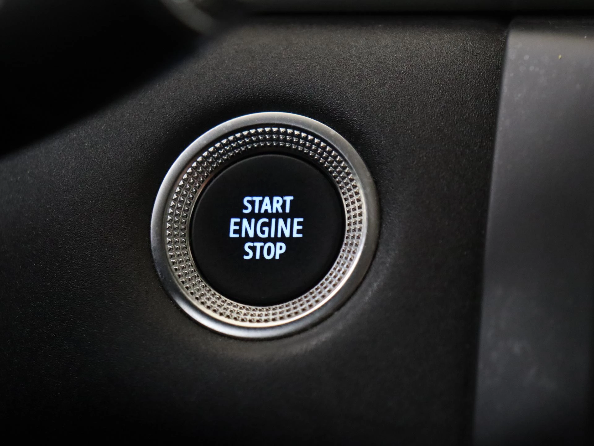 Renault-Captur-image-26