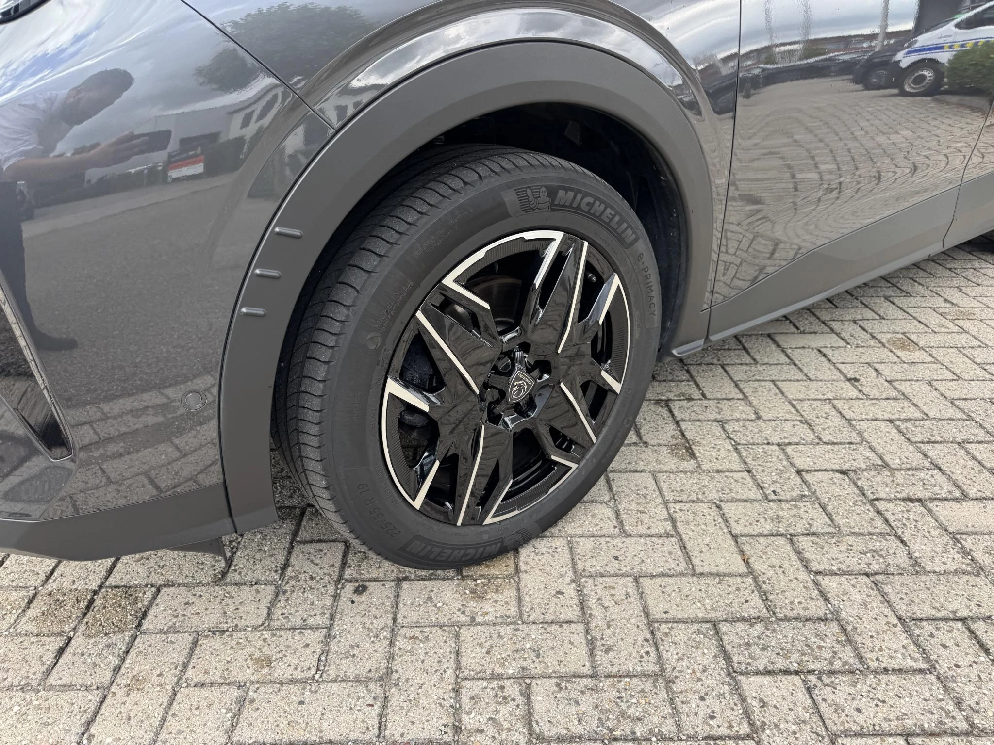 Peugeot-5008-image-9