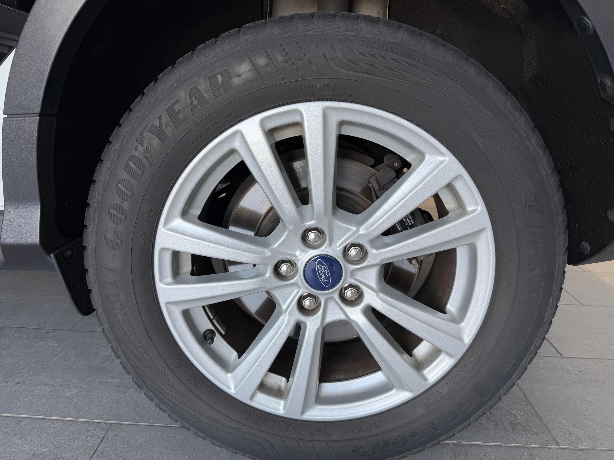 Ford-Kuga-image-14