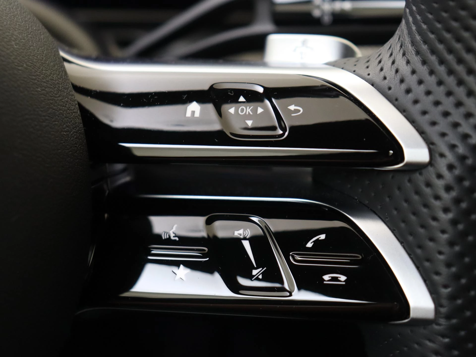 Mercedes-Benz-C-Klasse-image-17