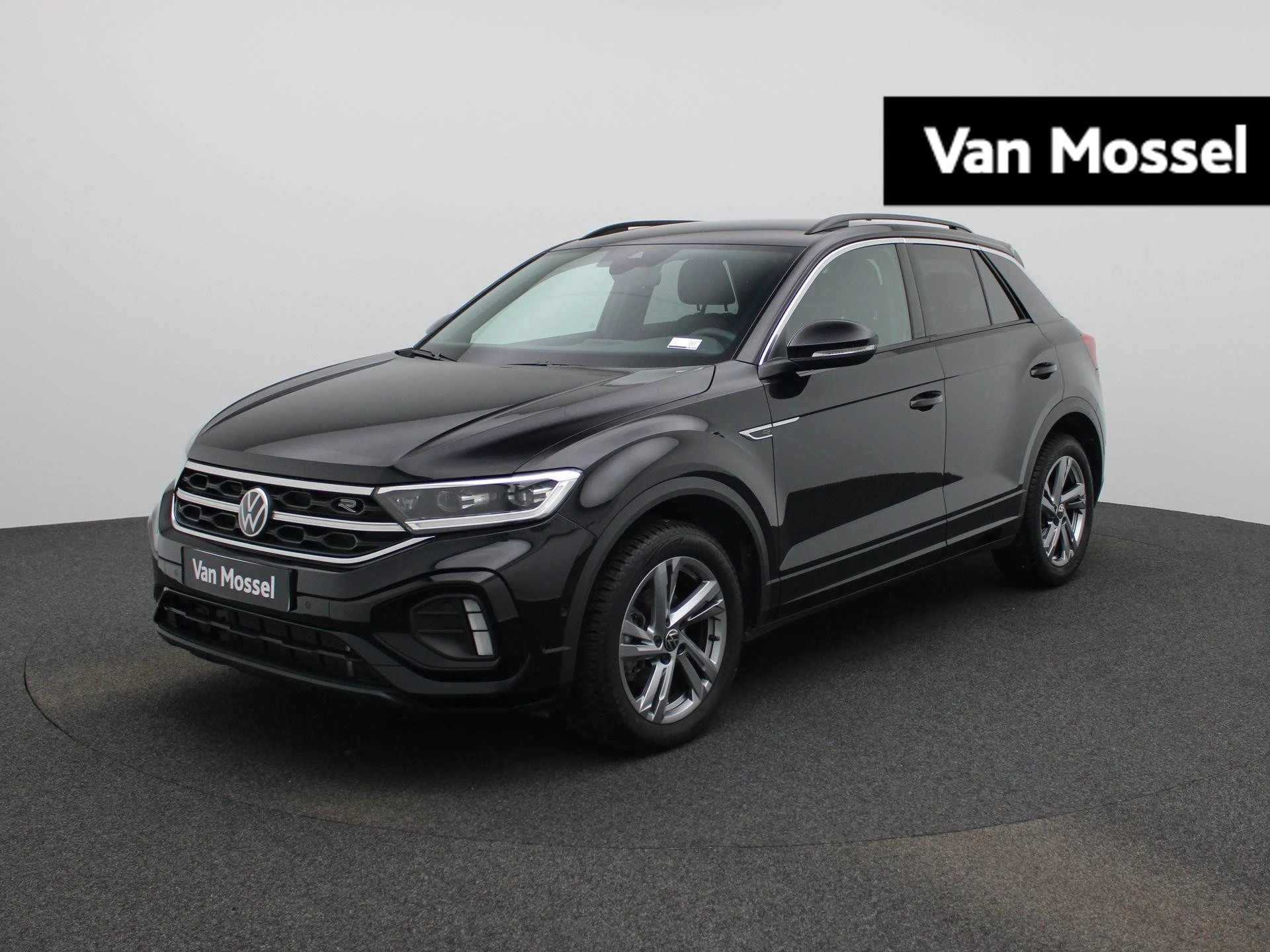 Volkswagen-T-Roc-image-0