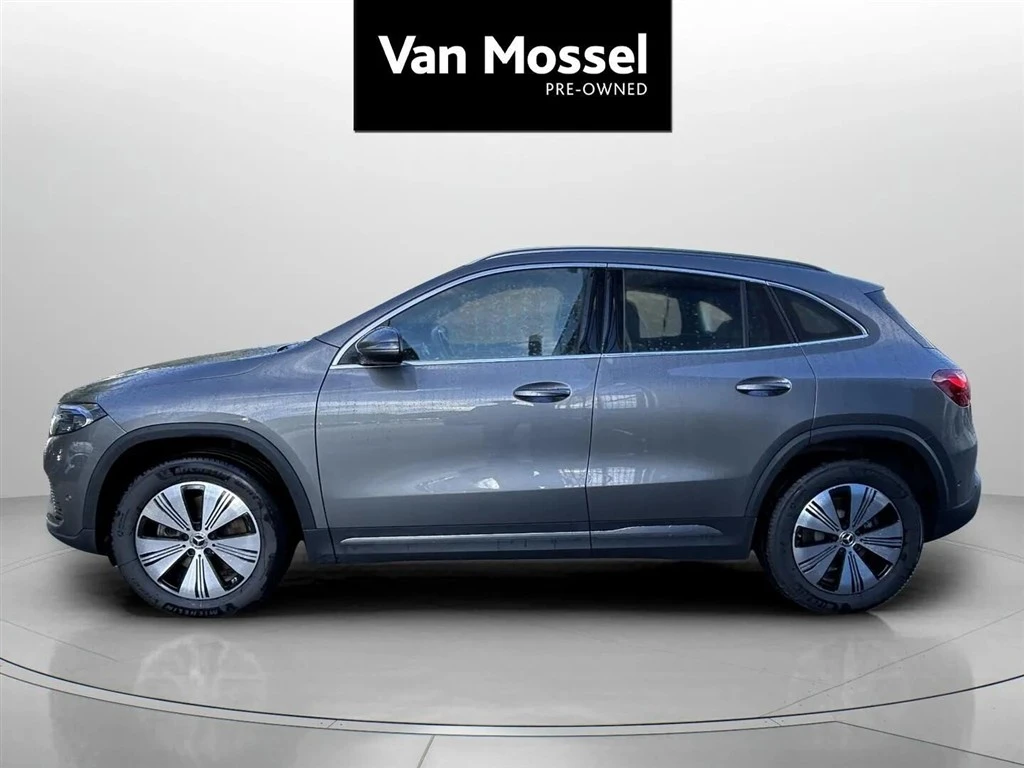 Mercedes-Benz-EQA-image-7