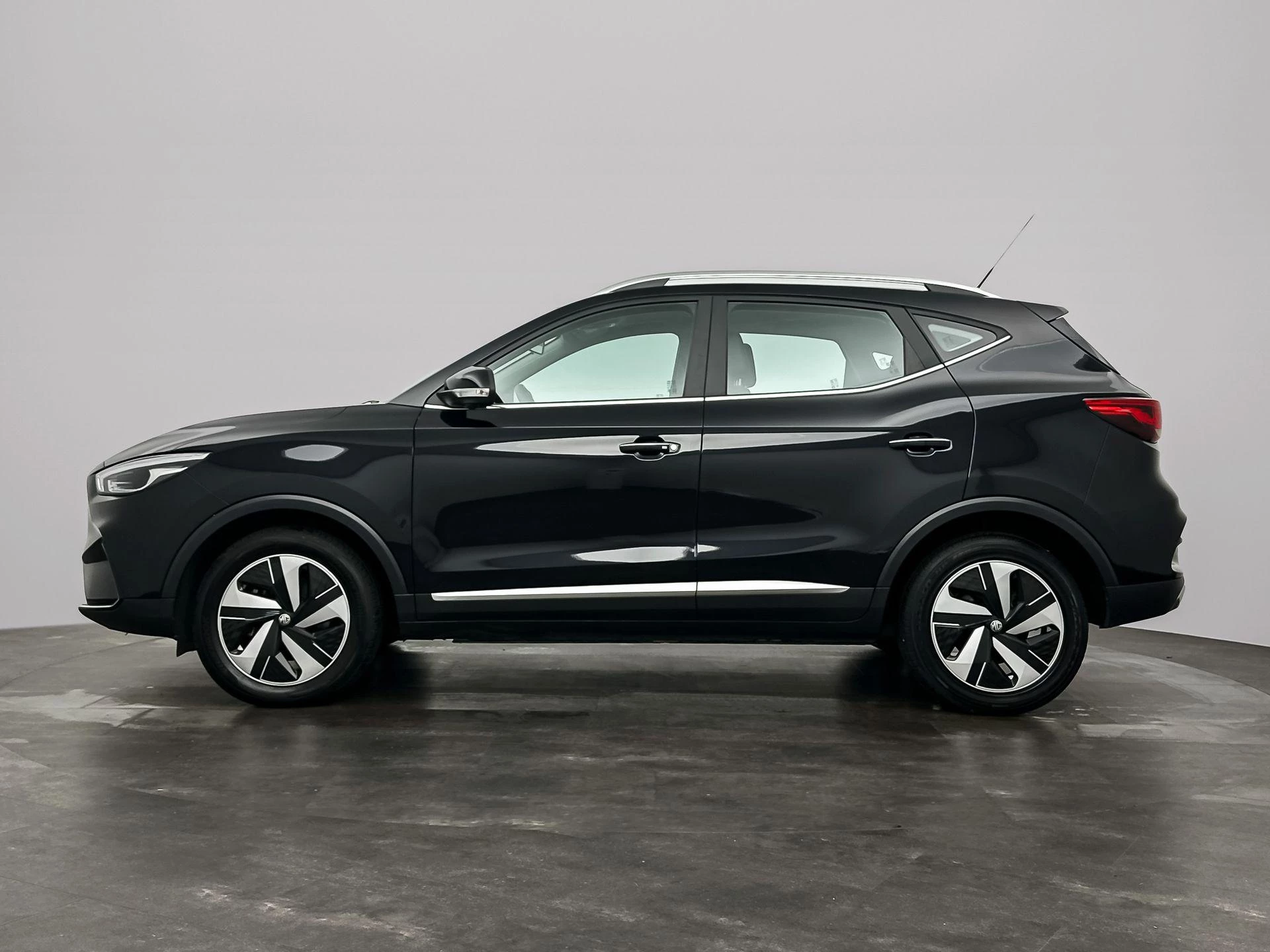 MG ZS EV Standard Range Luxury 50 kWh