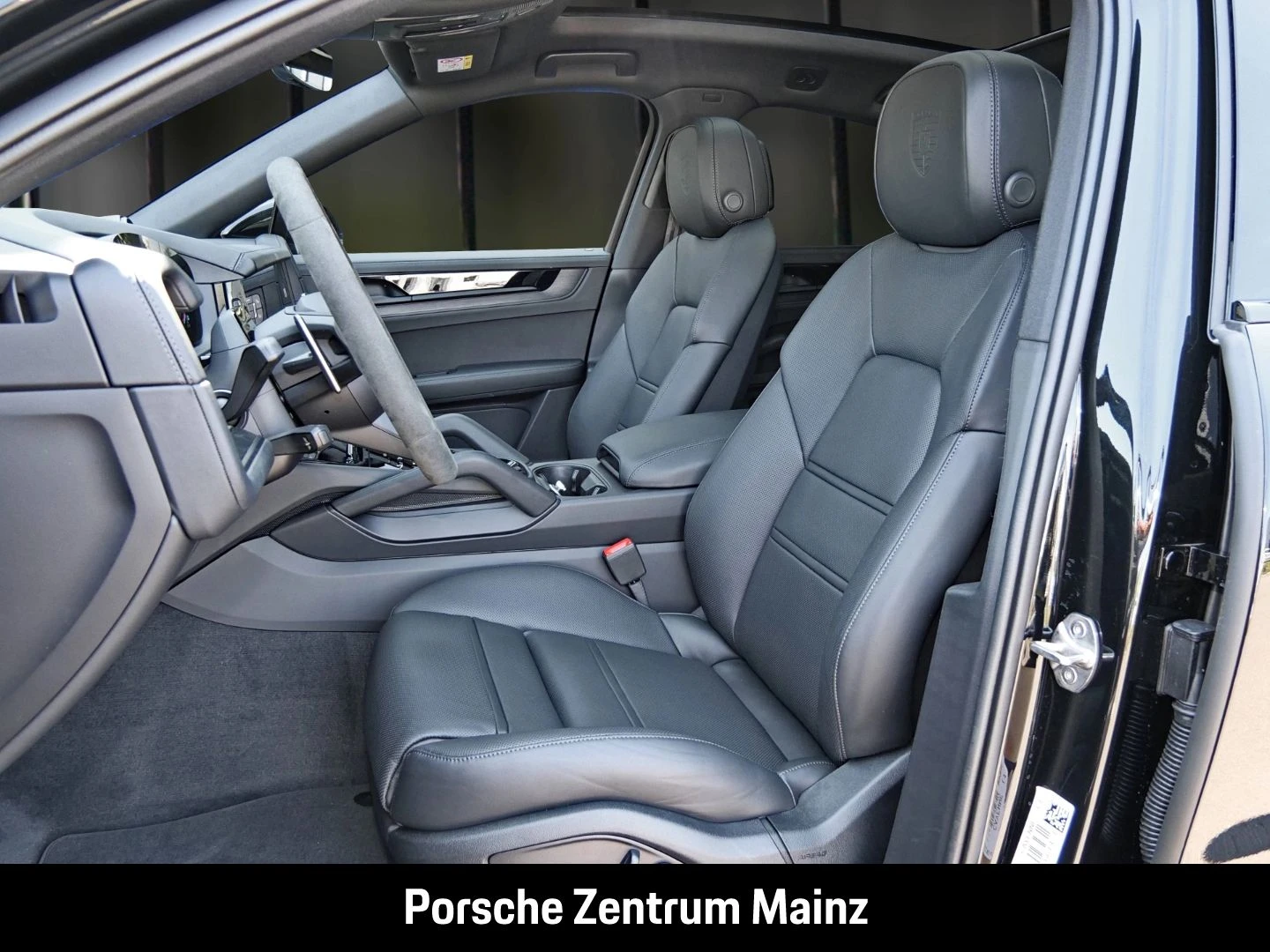 Porsche-Cayenne-image-19