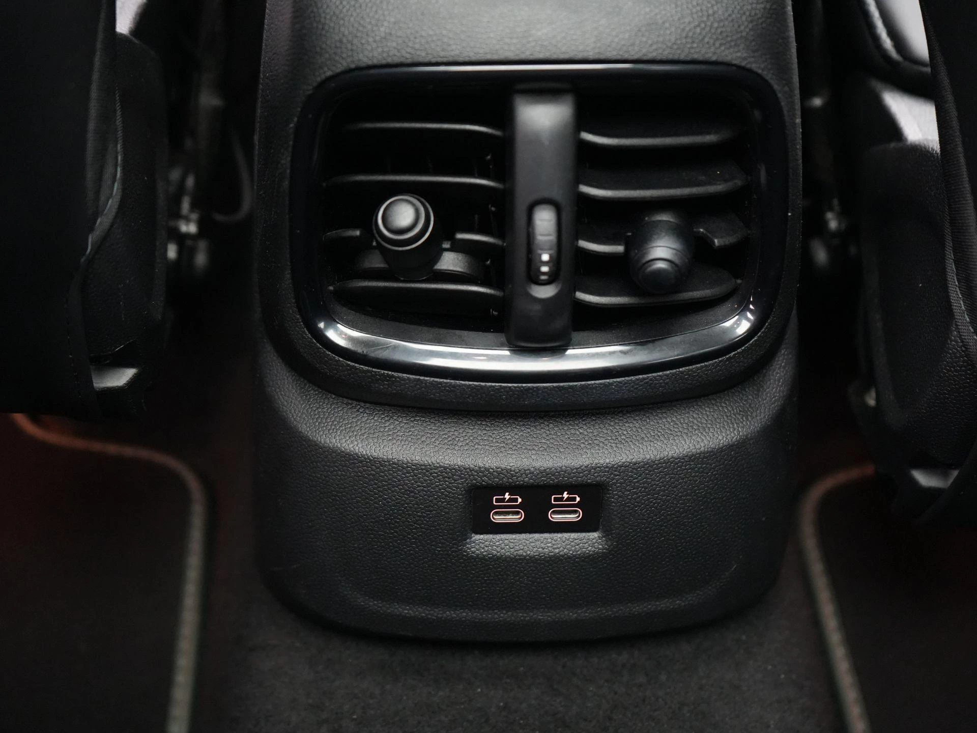 MINI-Countryman-image-8