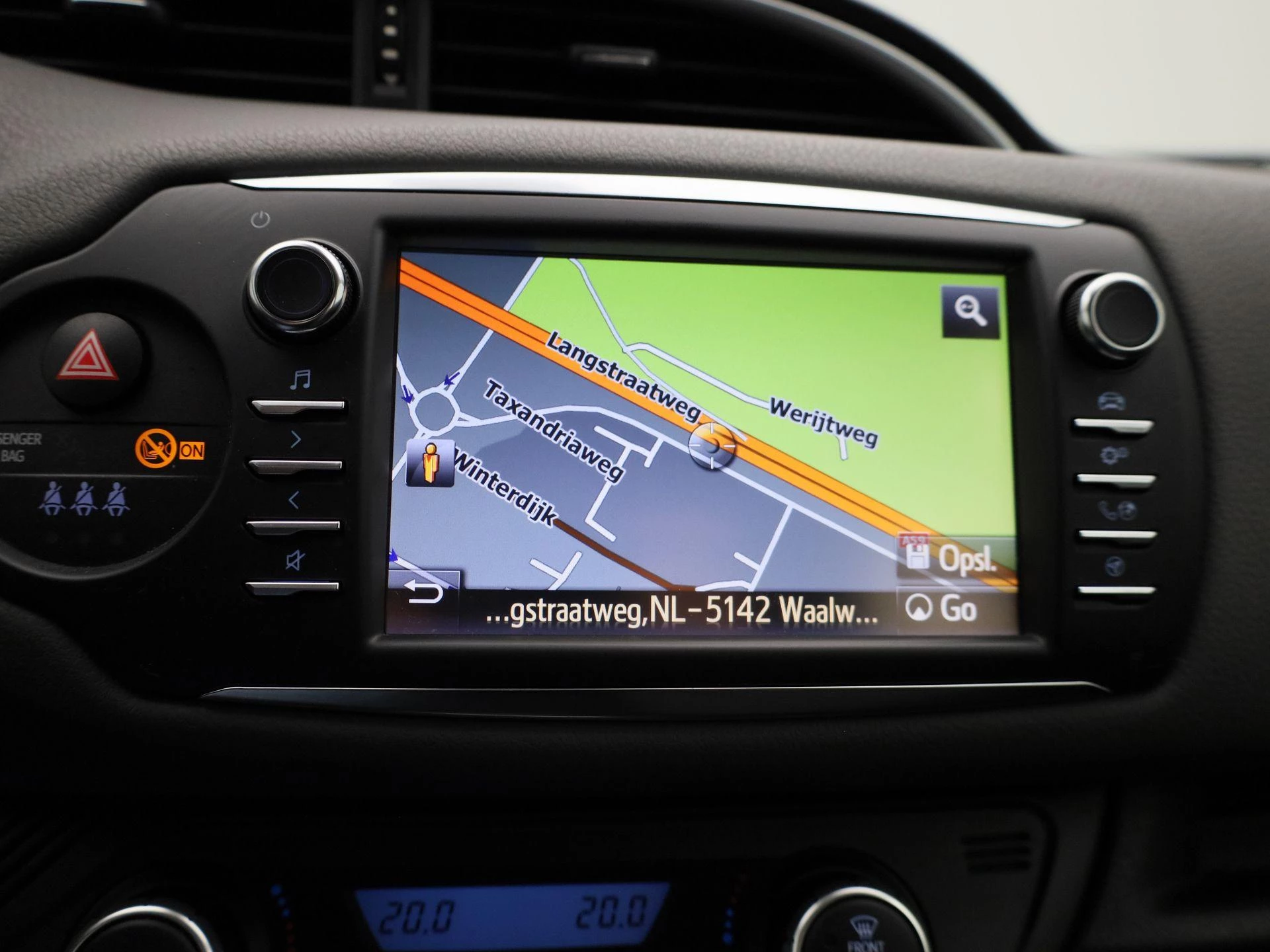 Toyota-Yaris-image-26
