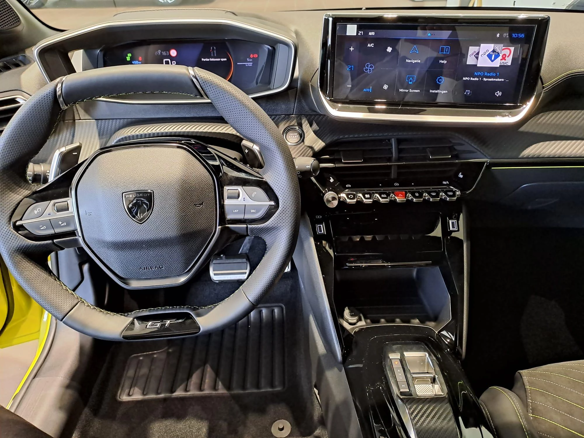 Peugeot 208 Hybrid 136 e-DCS6 GT