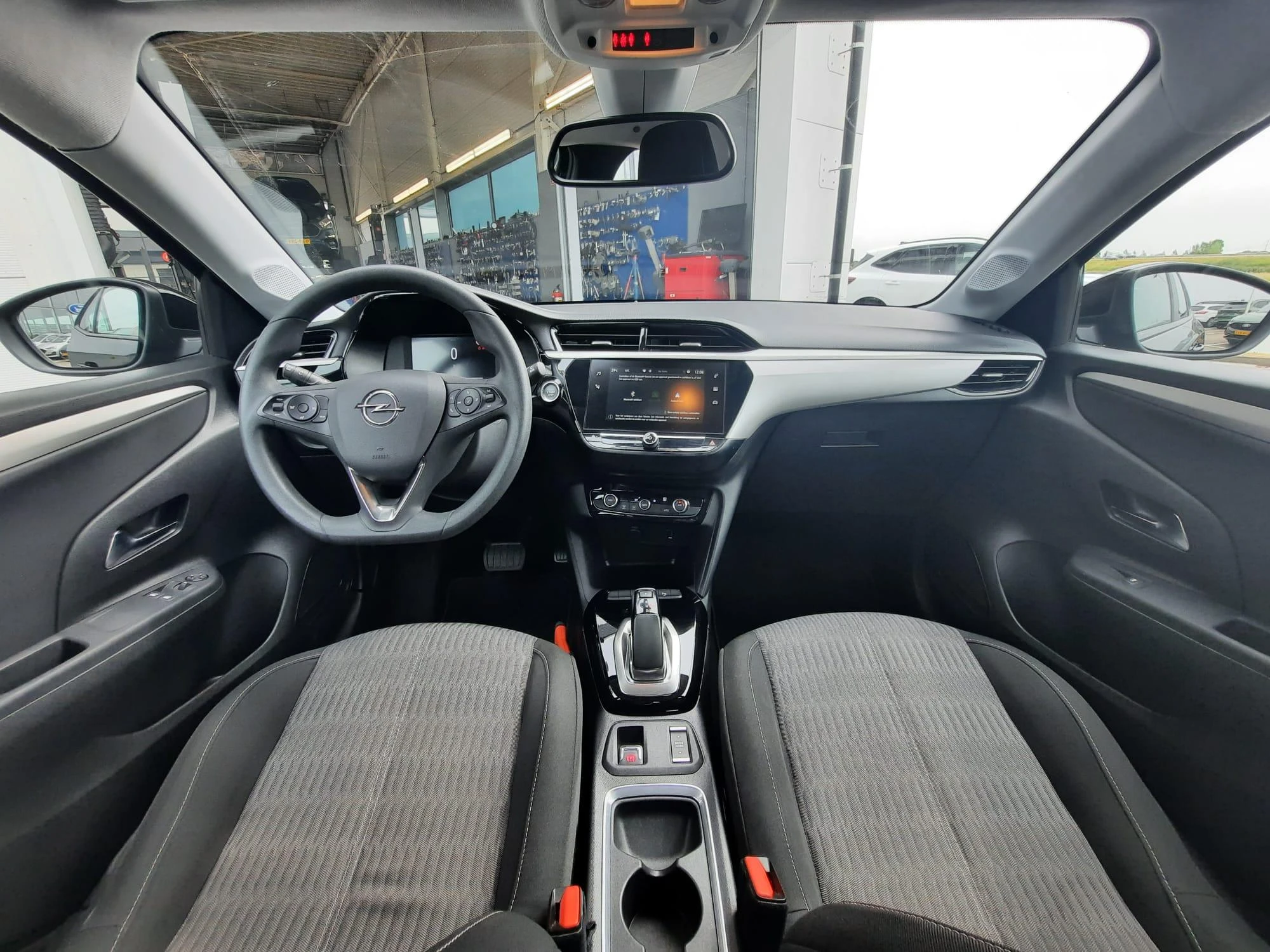 Opel-Corsa-e-image-8