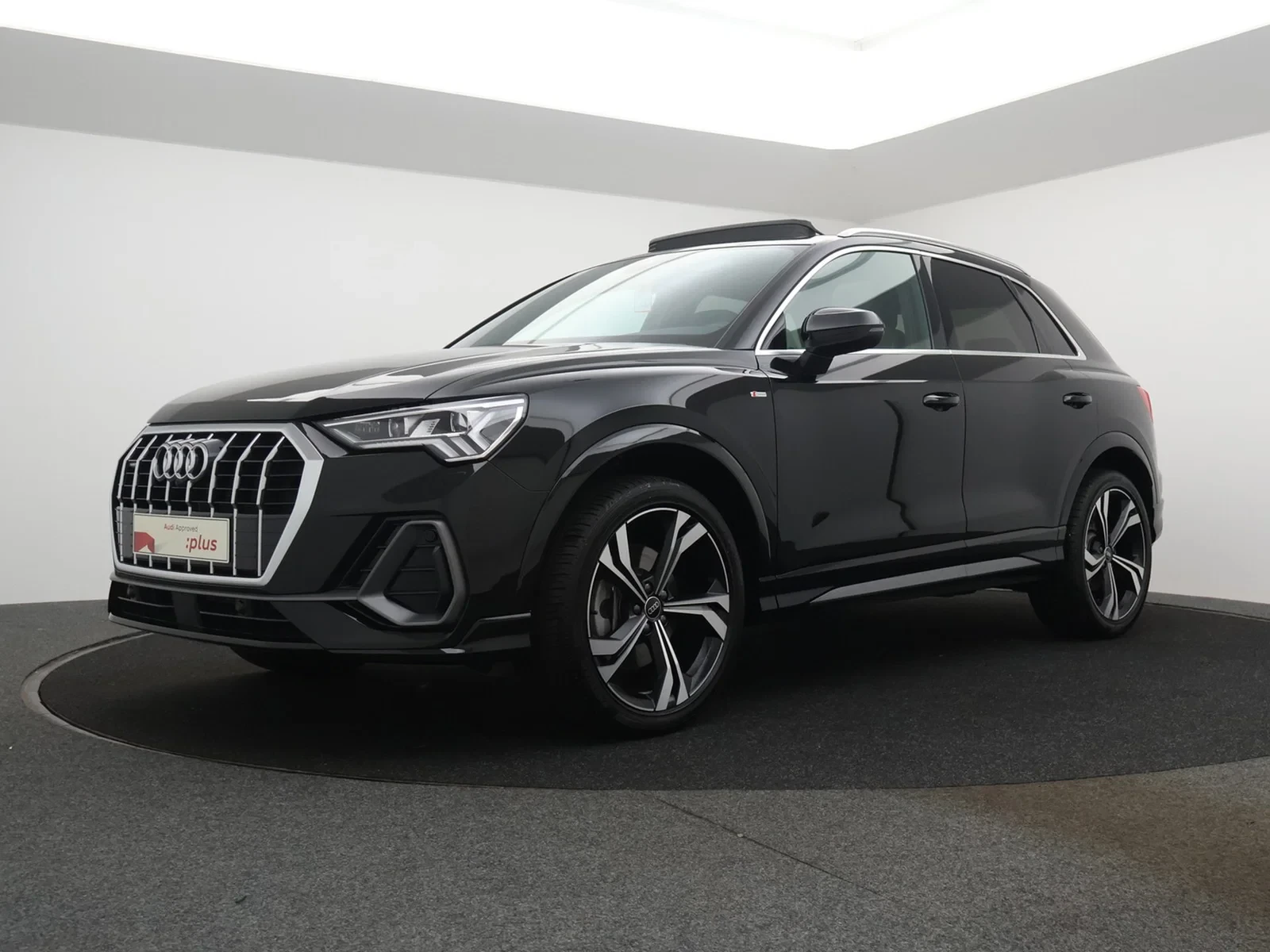 Audi-Q3-image-0