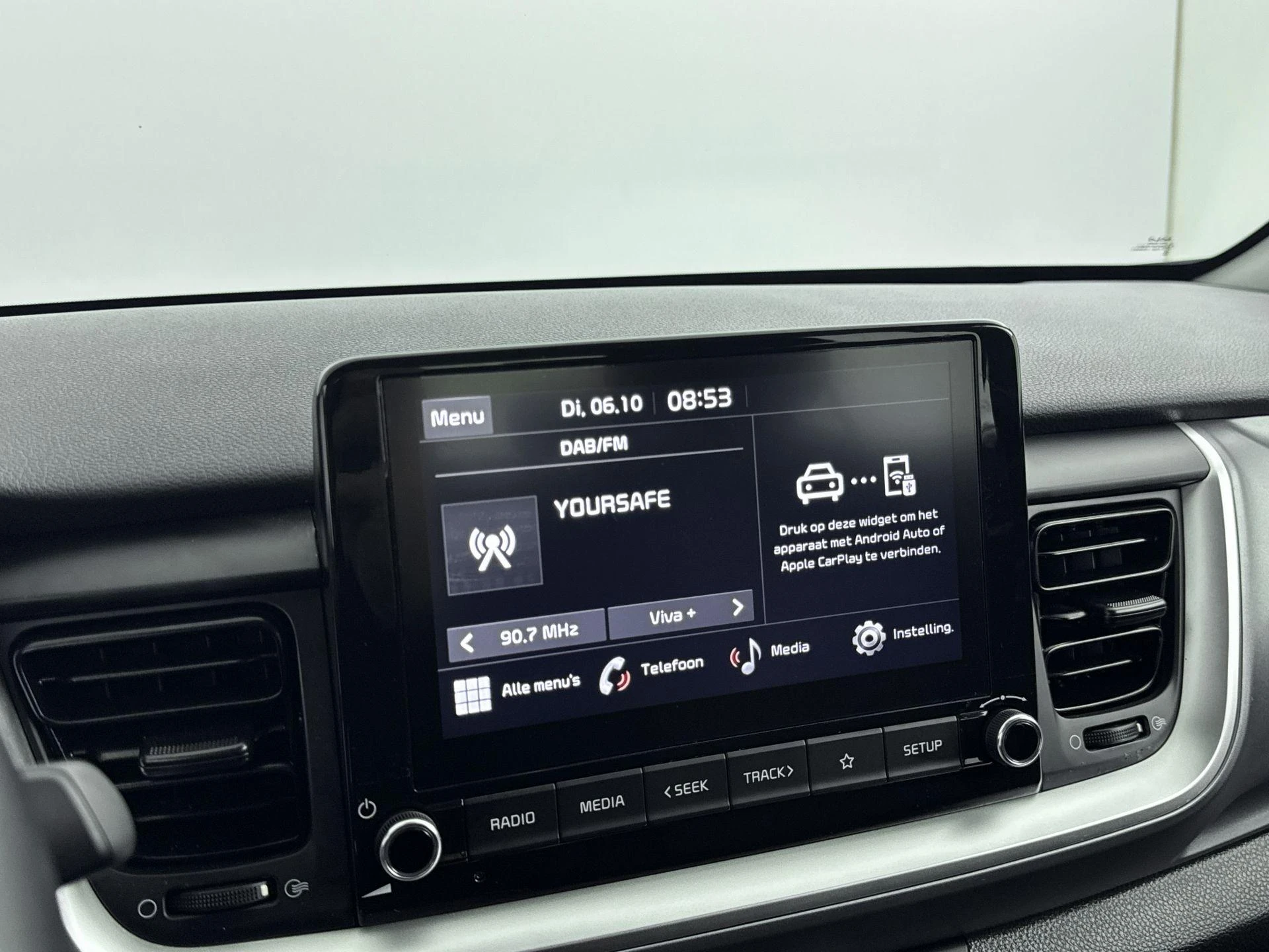 Kia-Stonic-image-5