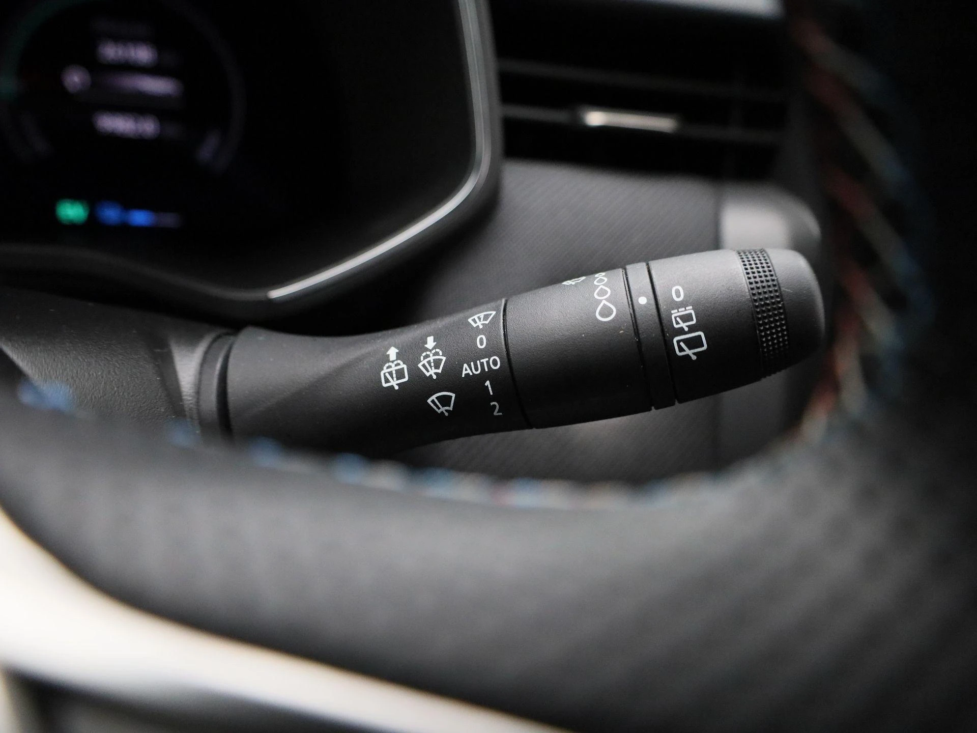 Renault-Clio-image-19