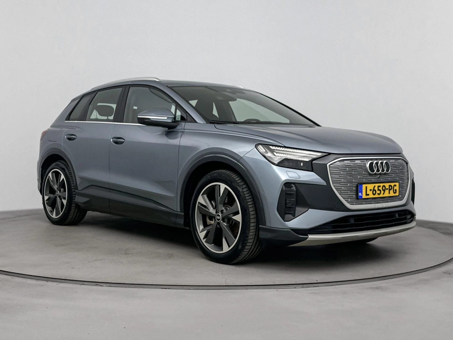 Audi-Q4 e-tron-image-3