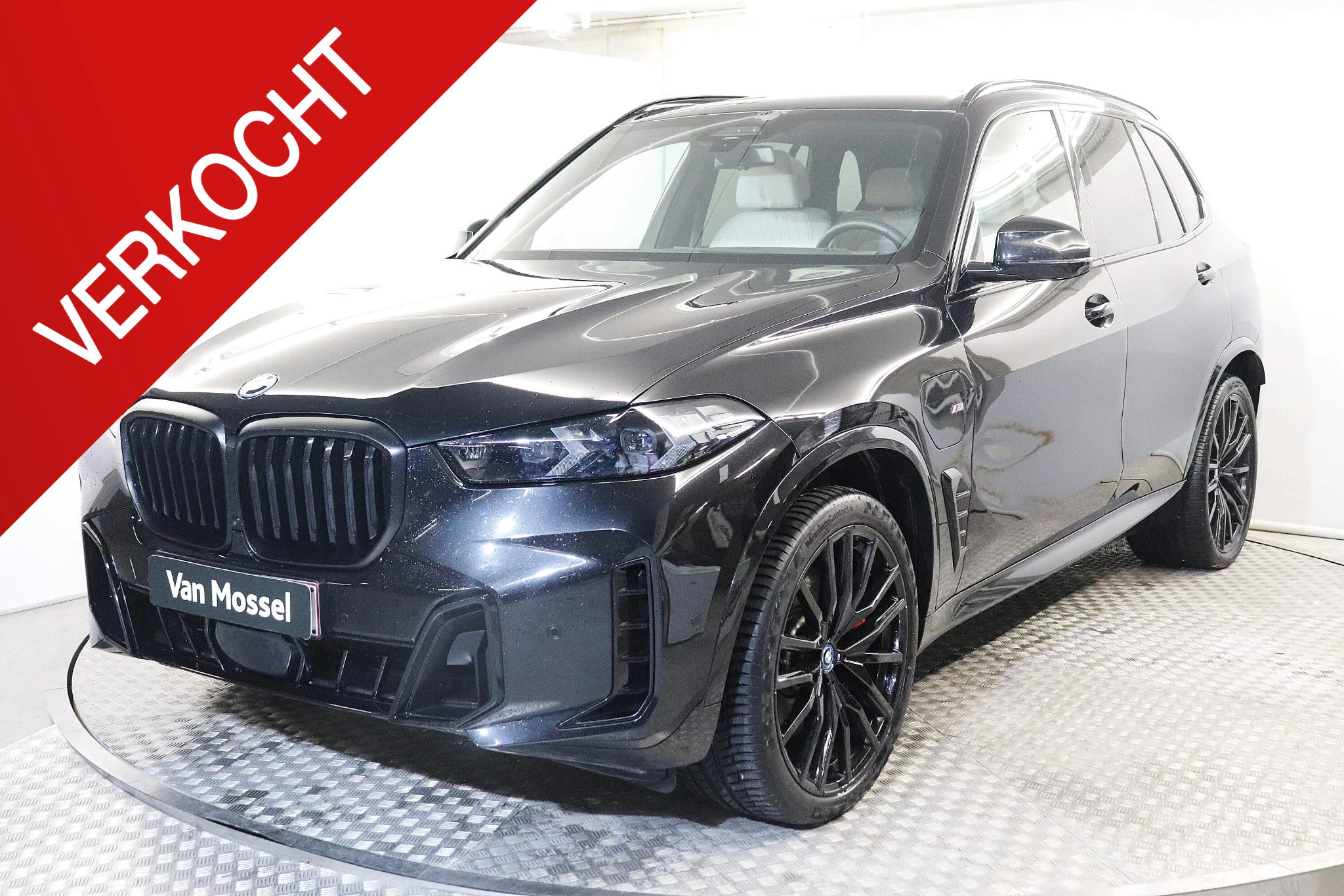 BMW-X5-image-0