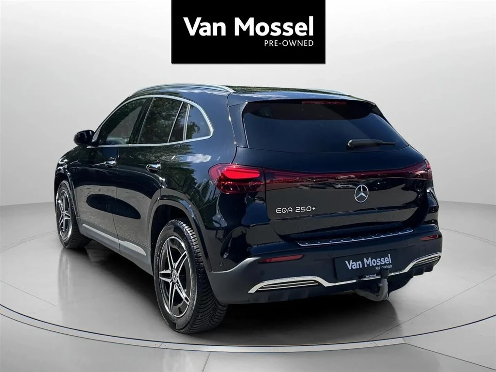 Mercedes-Benz-EQA-image-6