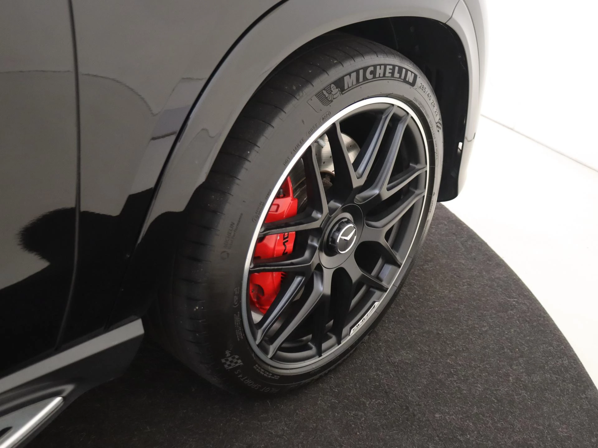 Mercedes-Benz-GLE-image-11