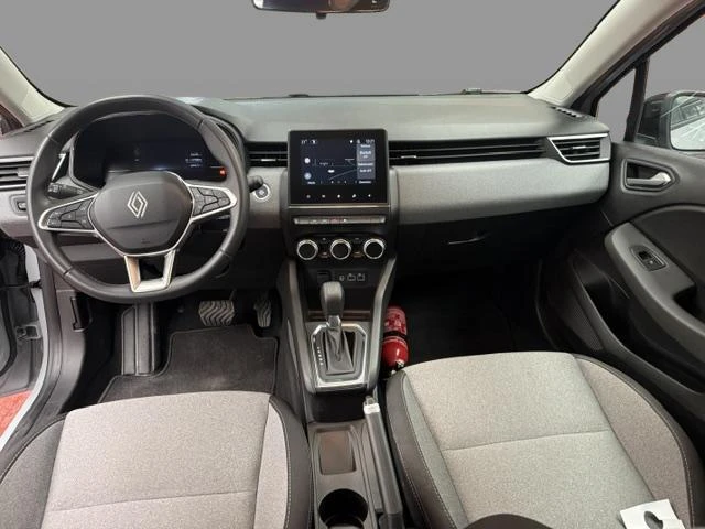 Renault-Clio-image-11