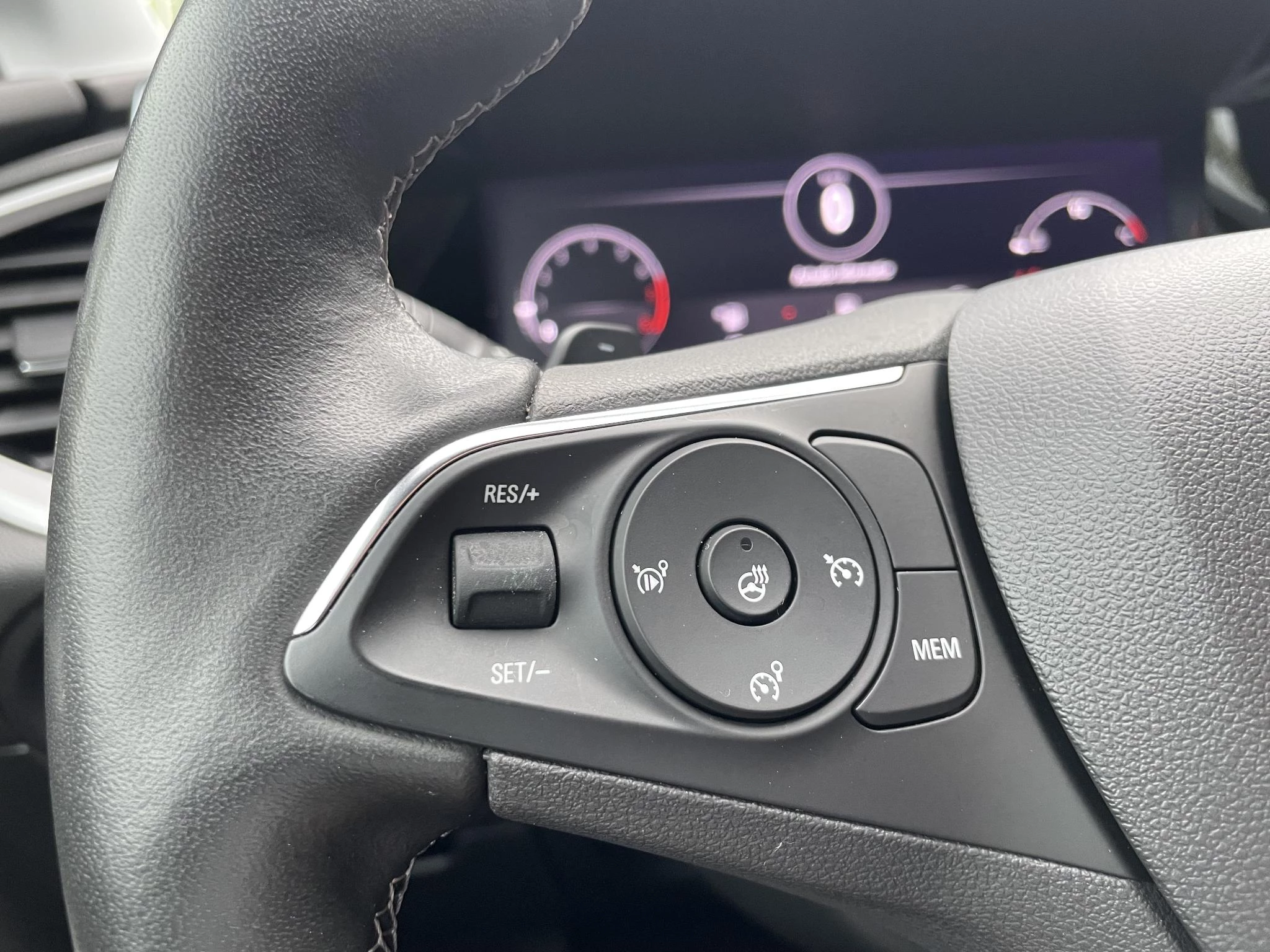 Opel-Grandland-image-19