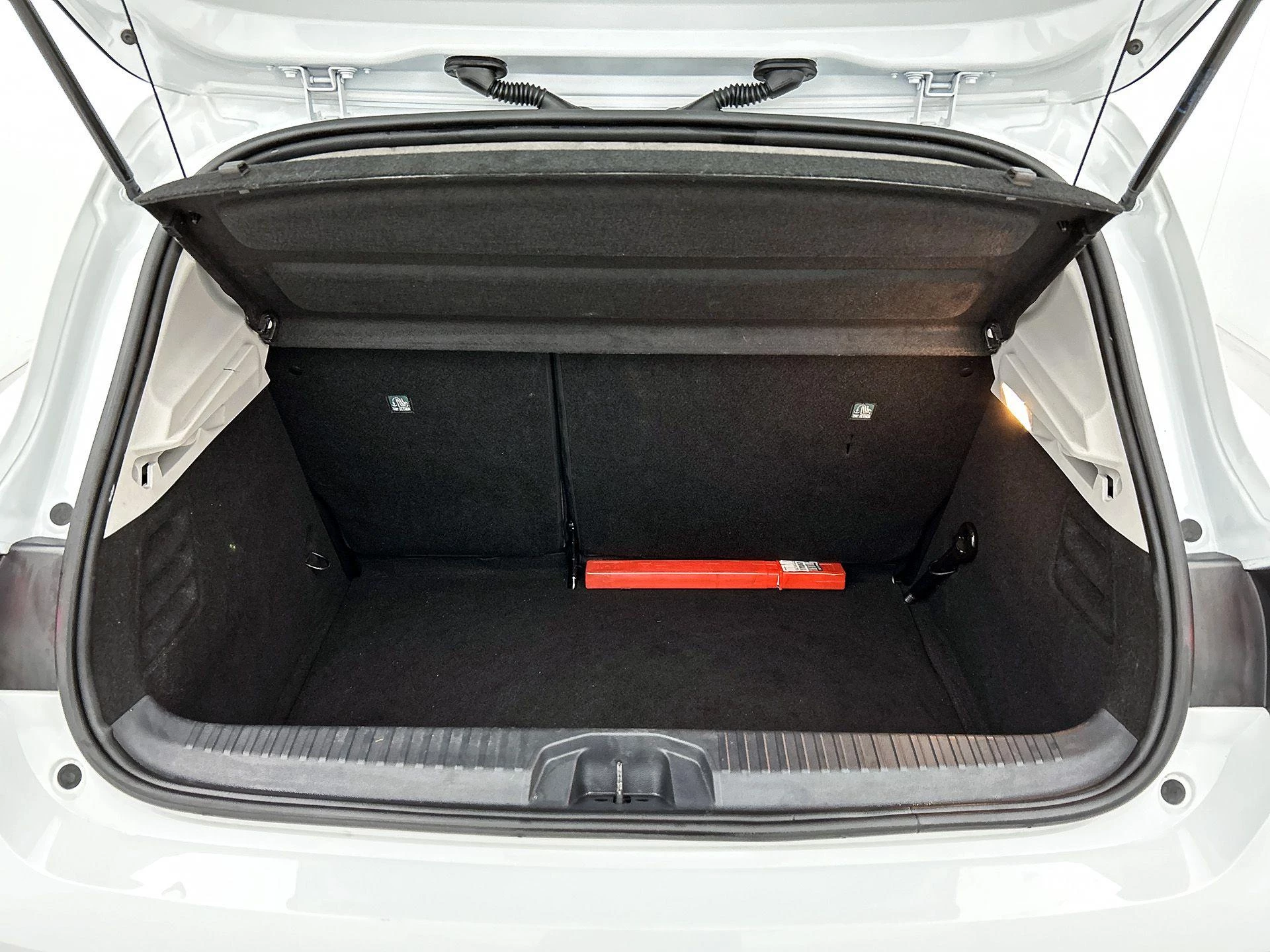 Renault-Clio-image-18