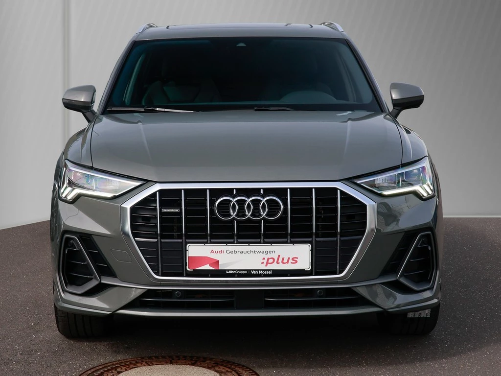 Audi Q3 40 TDI S line Navi Panorama AHK Kamera