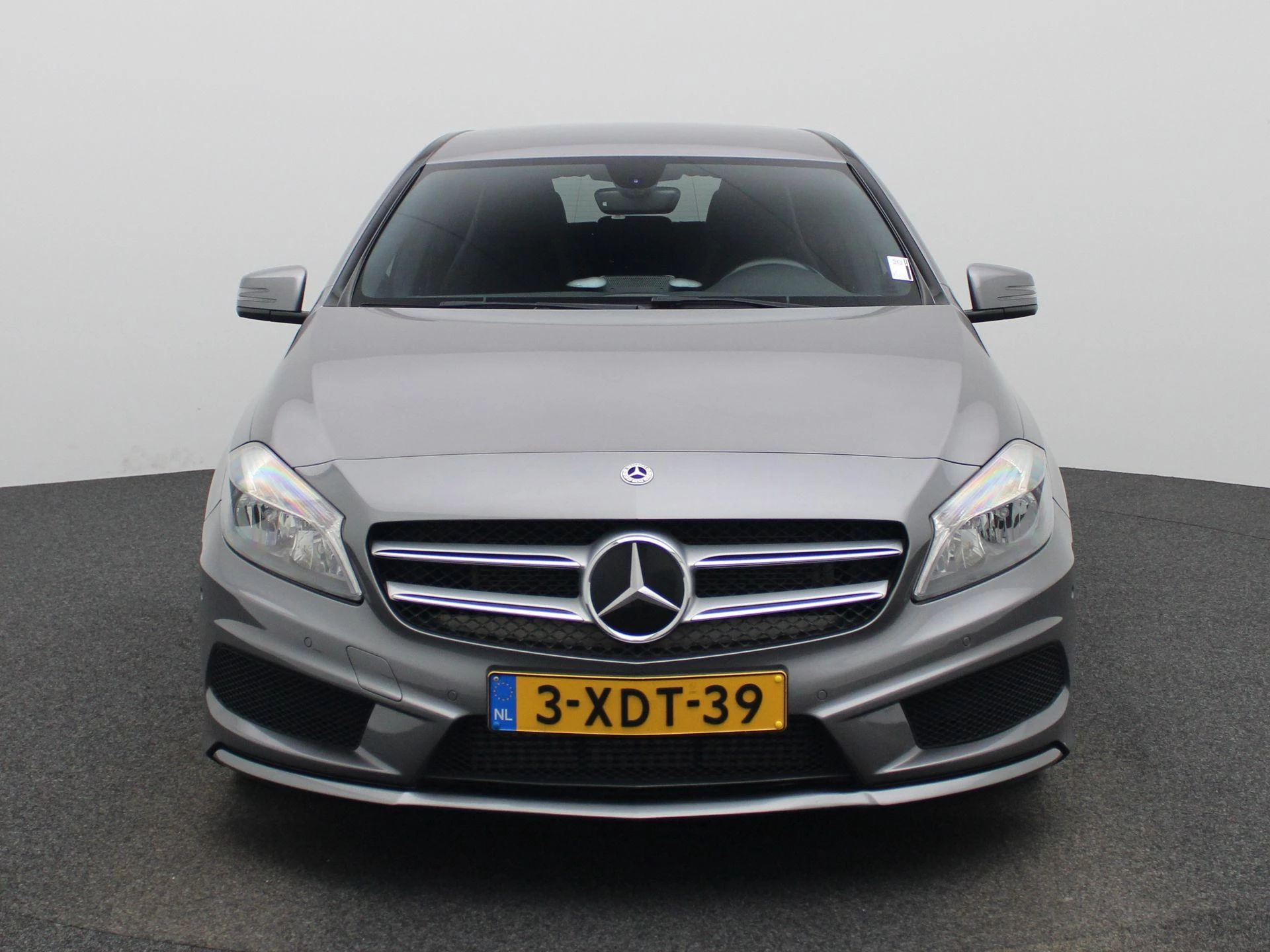 Mercedes-Benz-A-Klasse-image-2