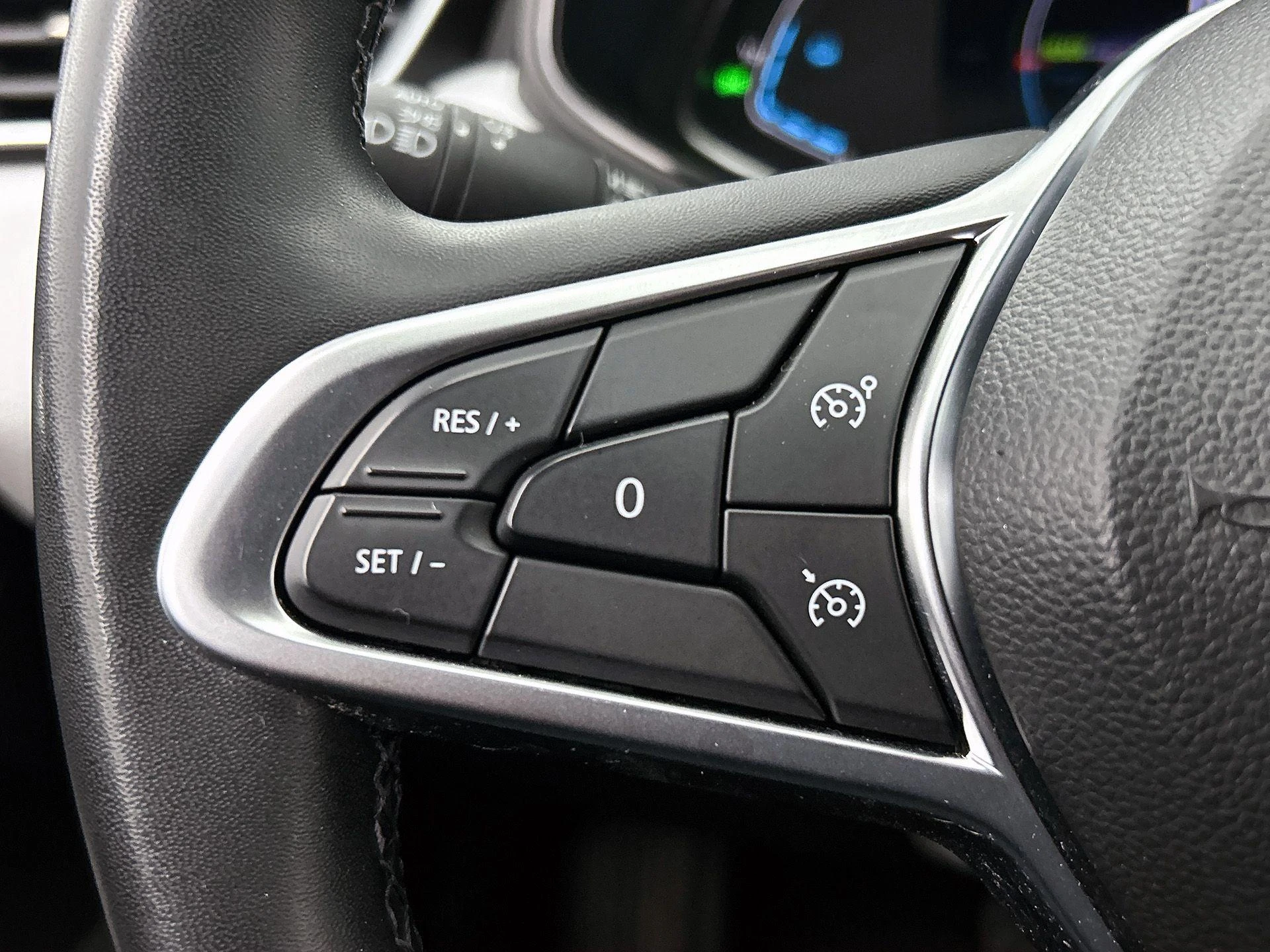 Renault-Clio-image-5