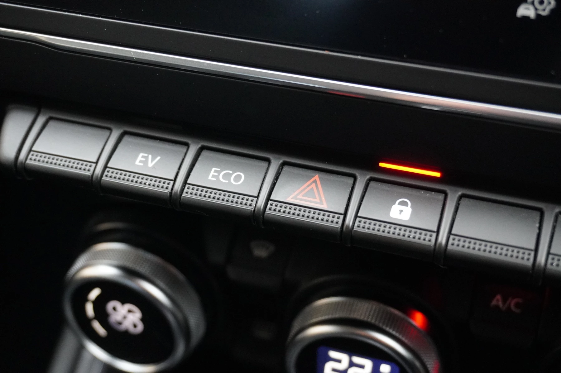 Renault-Clio-image-35