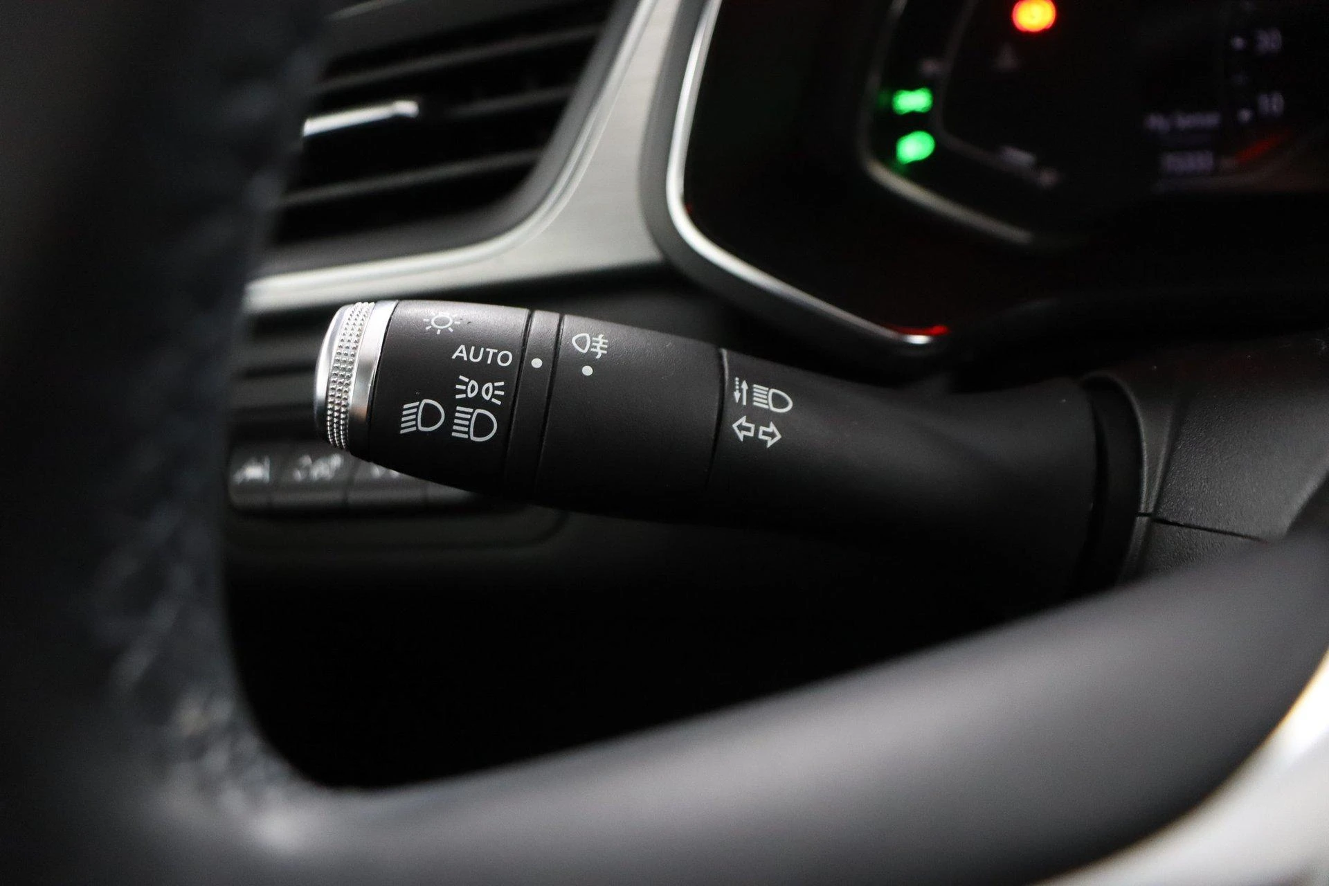 Renault-Captur-image-23