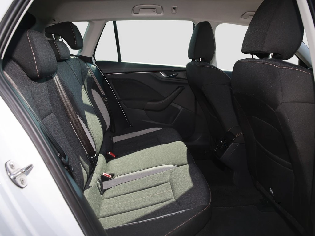 Škoda Kamiq 1.5 TSI DSG Style AHK. LED, ACC
