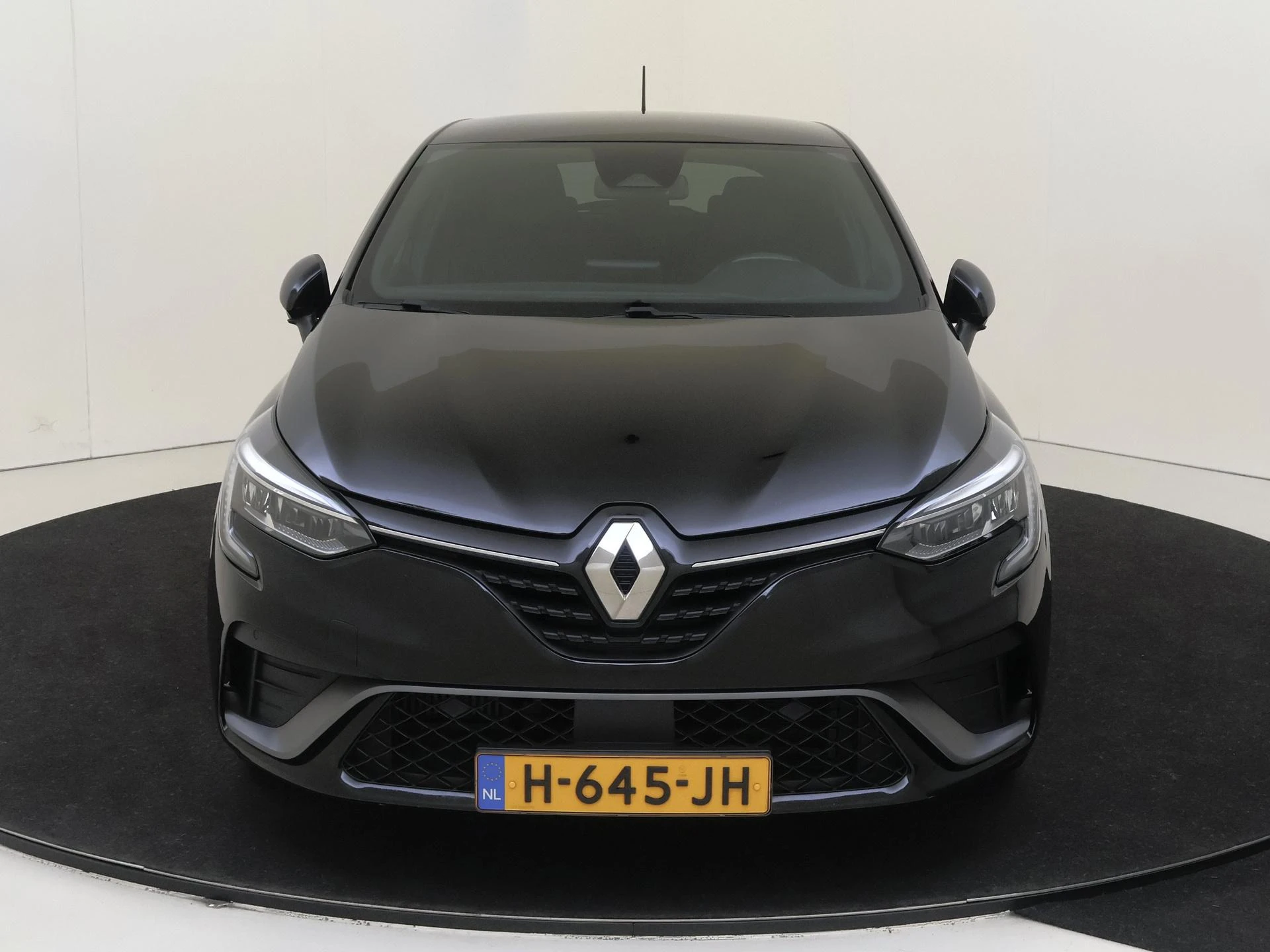 Renault-Clio-image-5