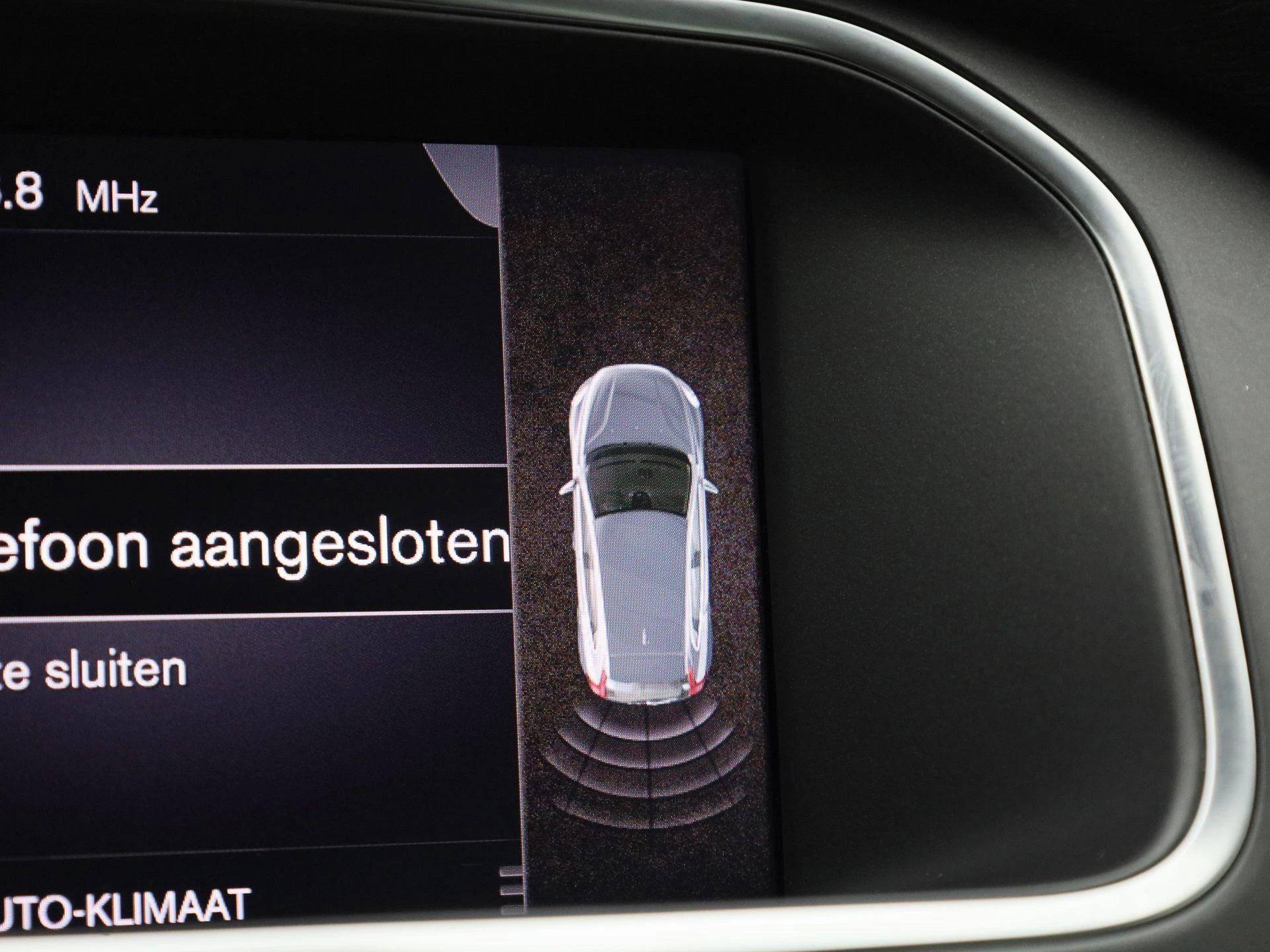 Volvo-V40-image-27