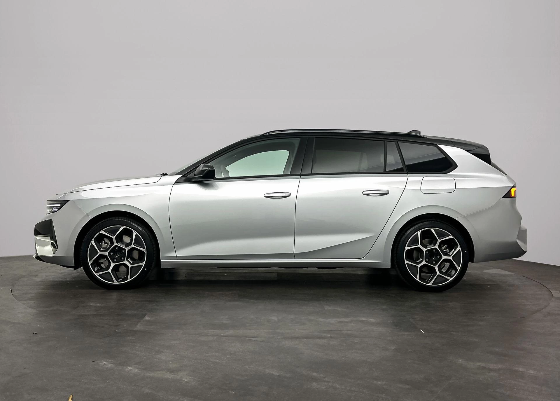 Opel Astra Sports Tourer 1.6 Turbo Plug In Hybrid Ultimate