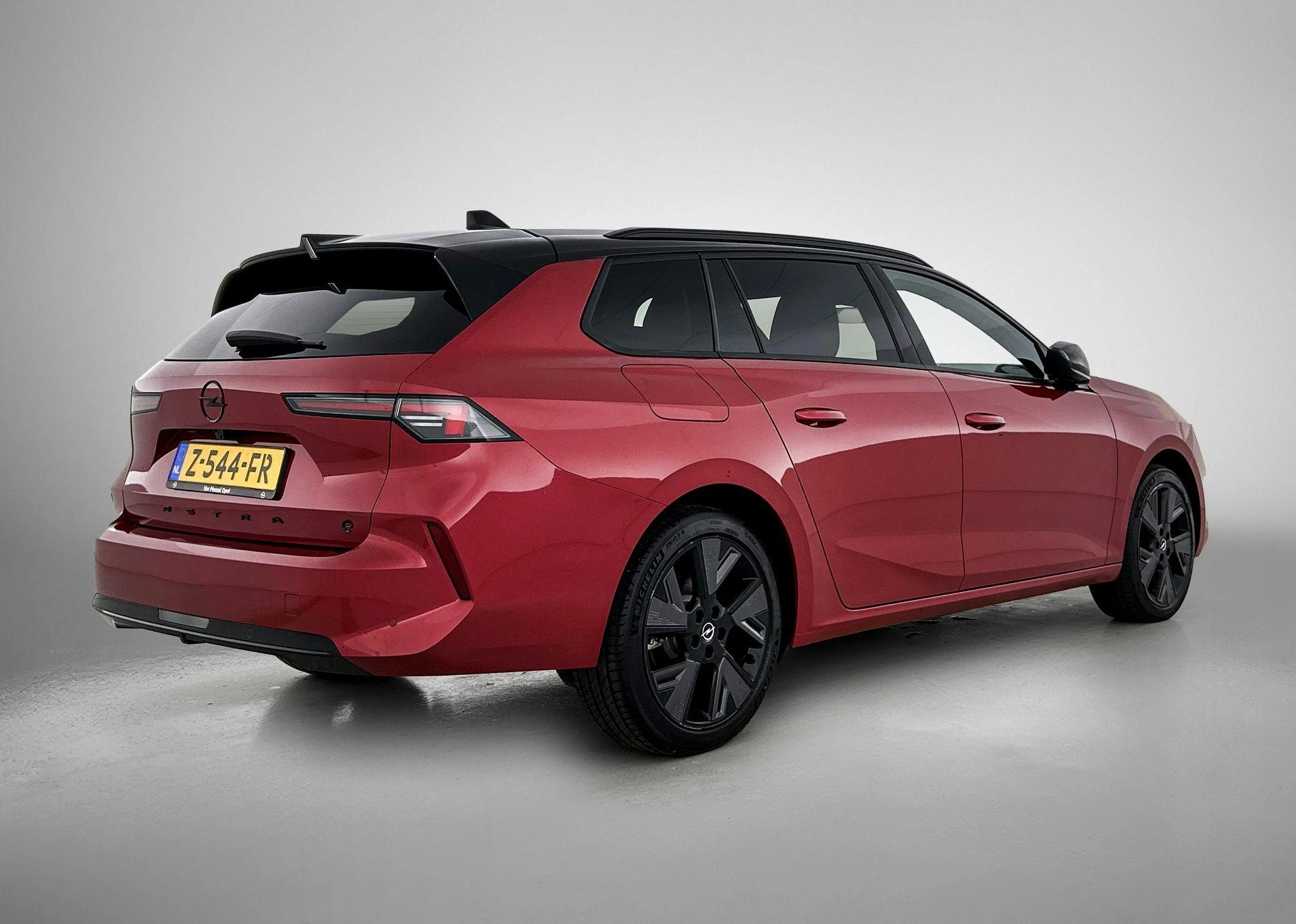 Opel-Astra-image-3