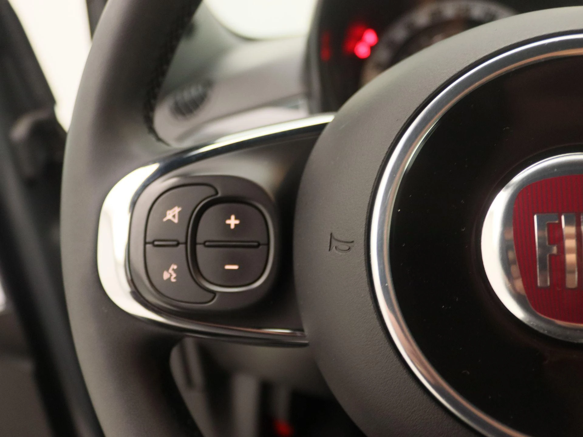 Fiat-500C-image-18