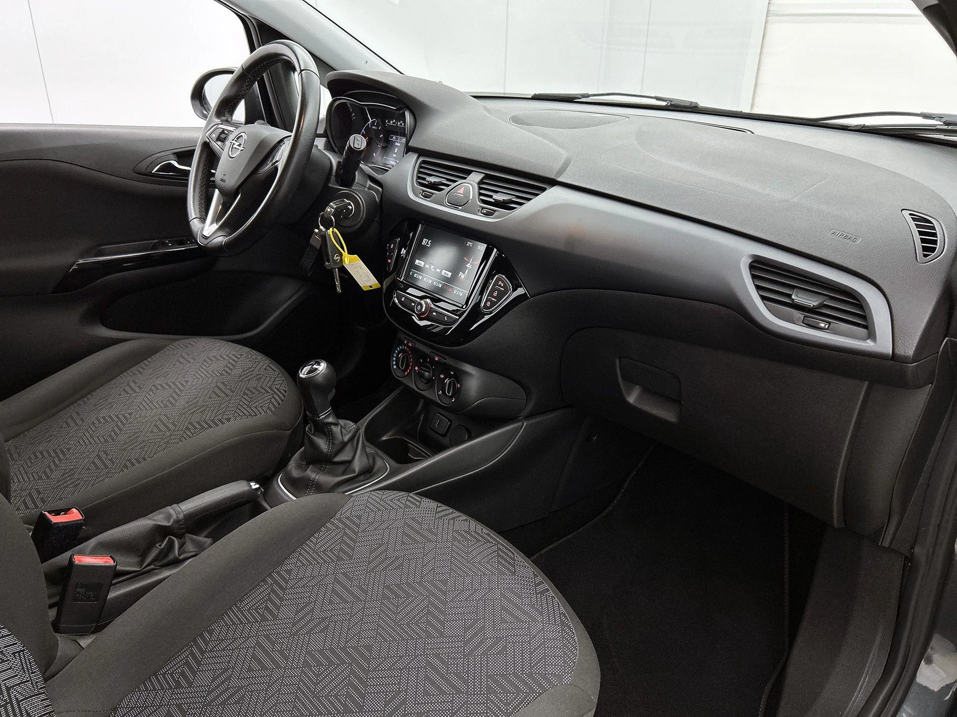 Opel-Corsa-image-19