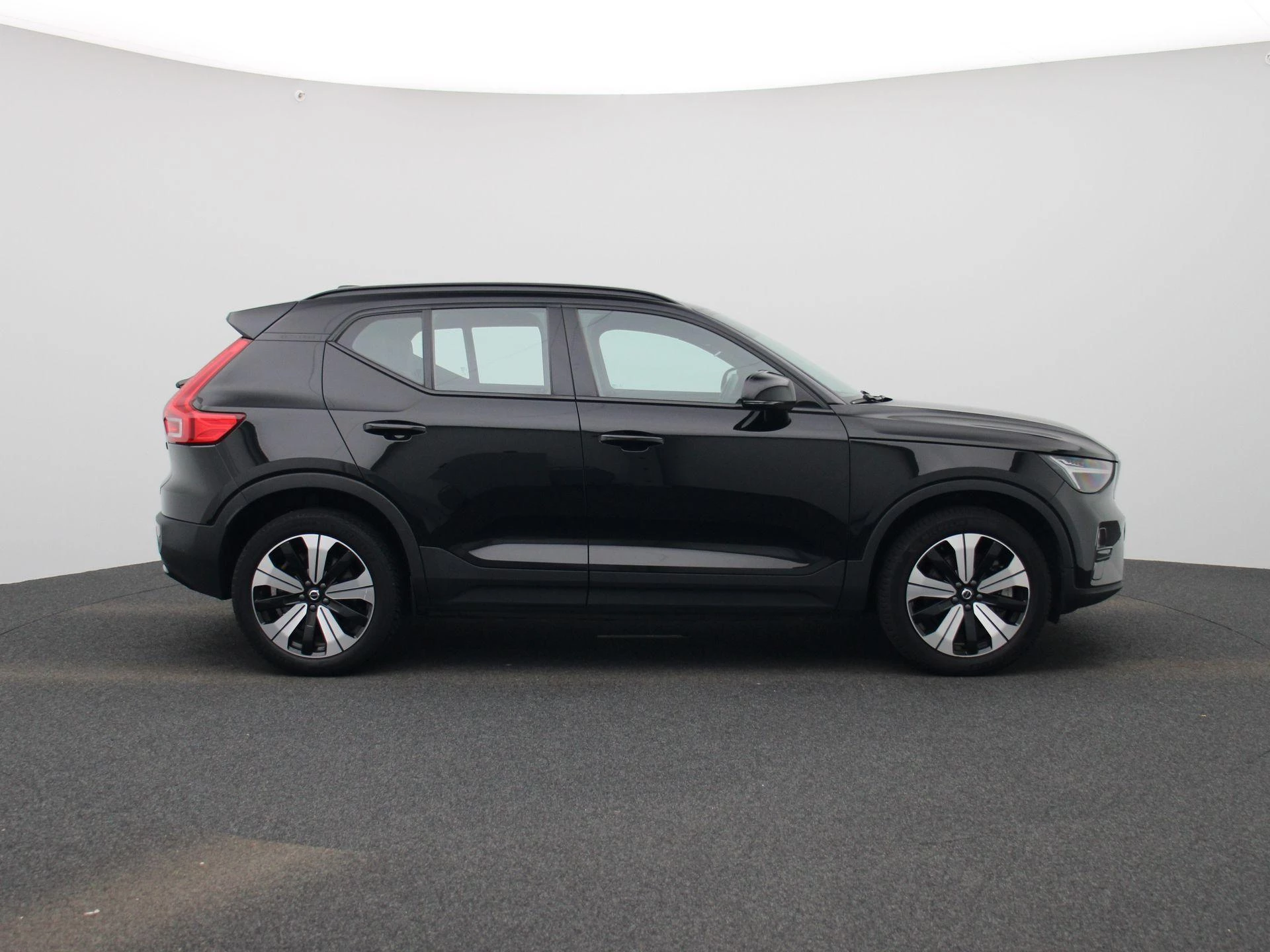 Volvo-XC40-image-5