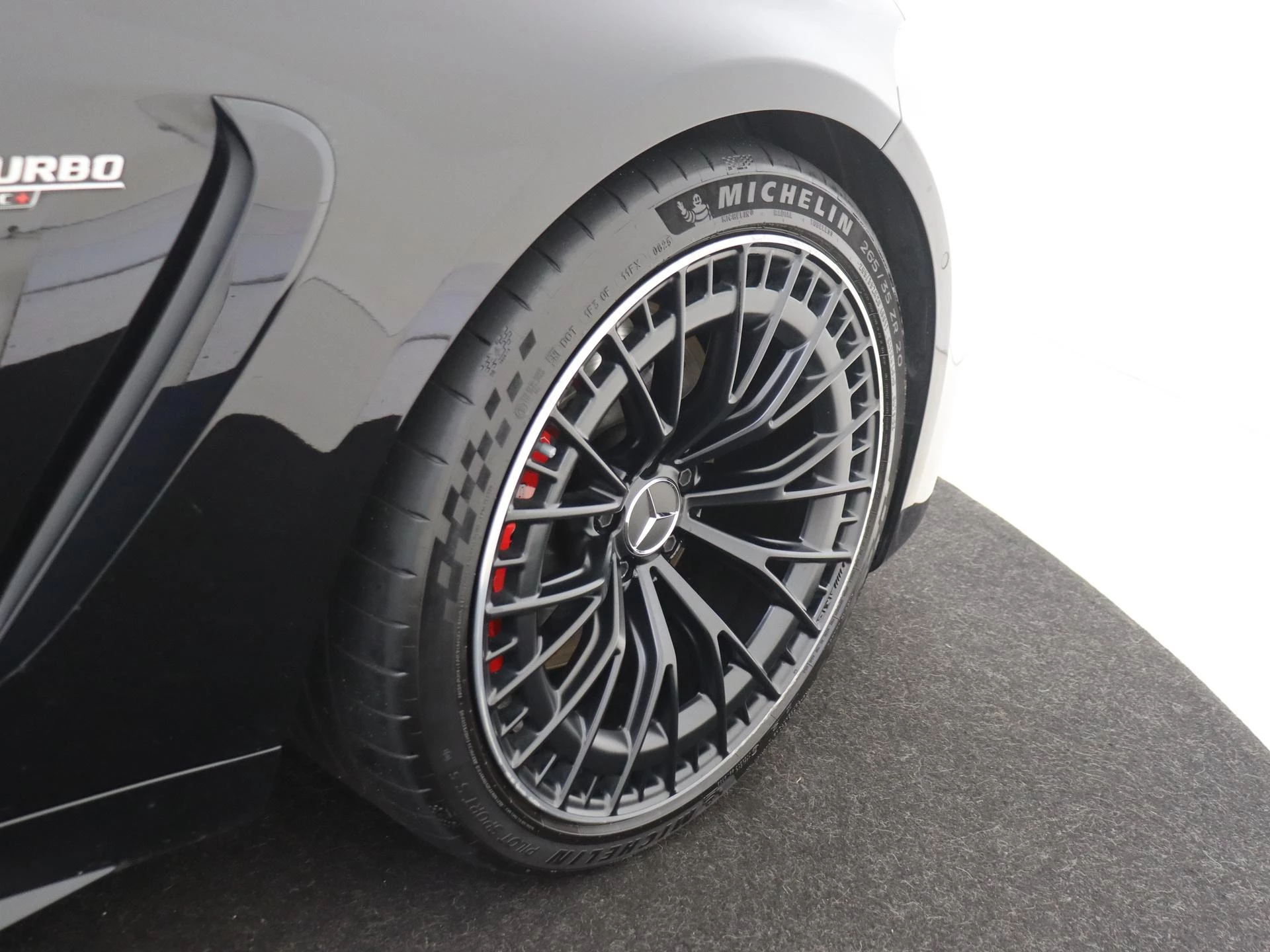 Mercedes-Benz-CLE-image-14