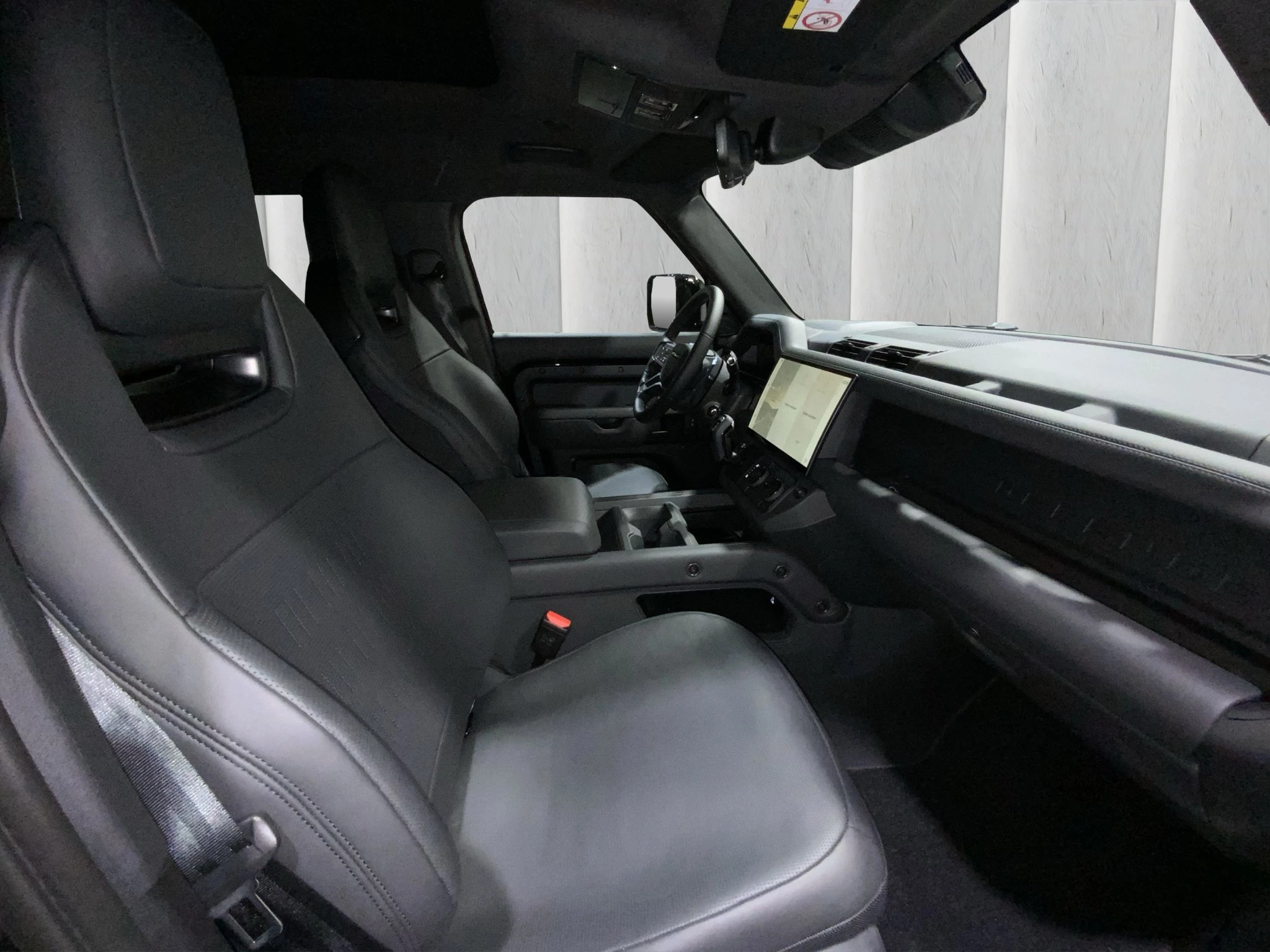 Land Rover-Defender-image-6