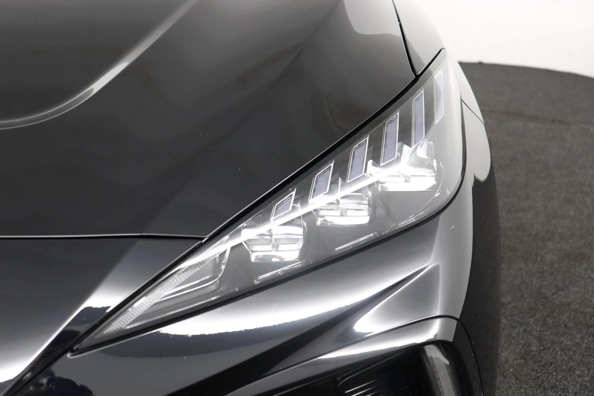 MG MG4 Long Range Luxury 64 kWh