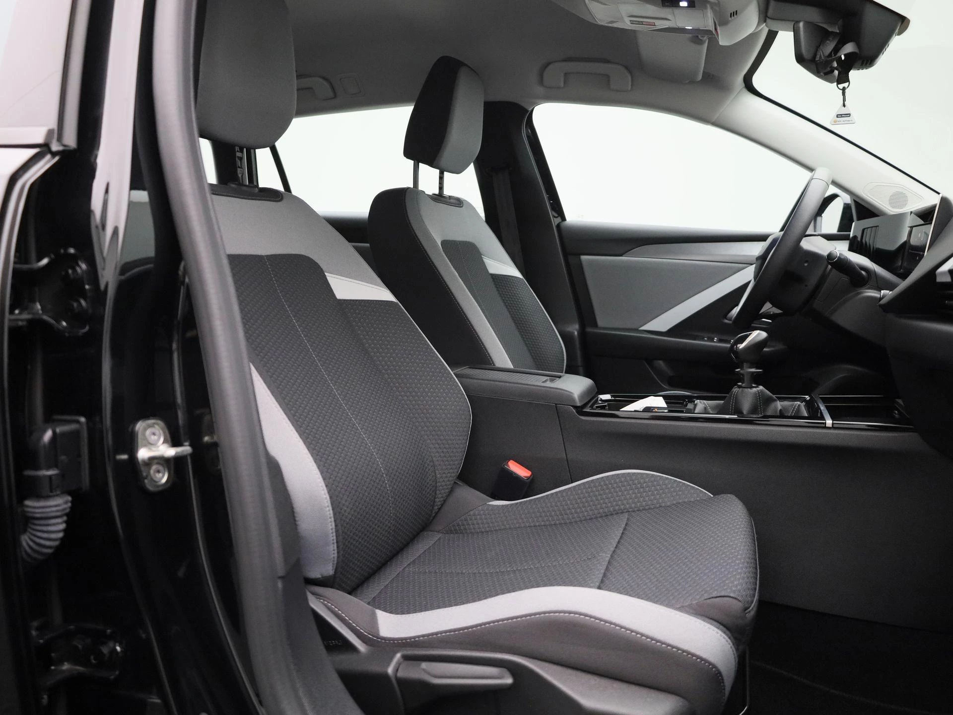 Opel-Astra-image-32