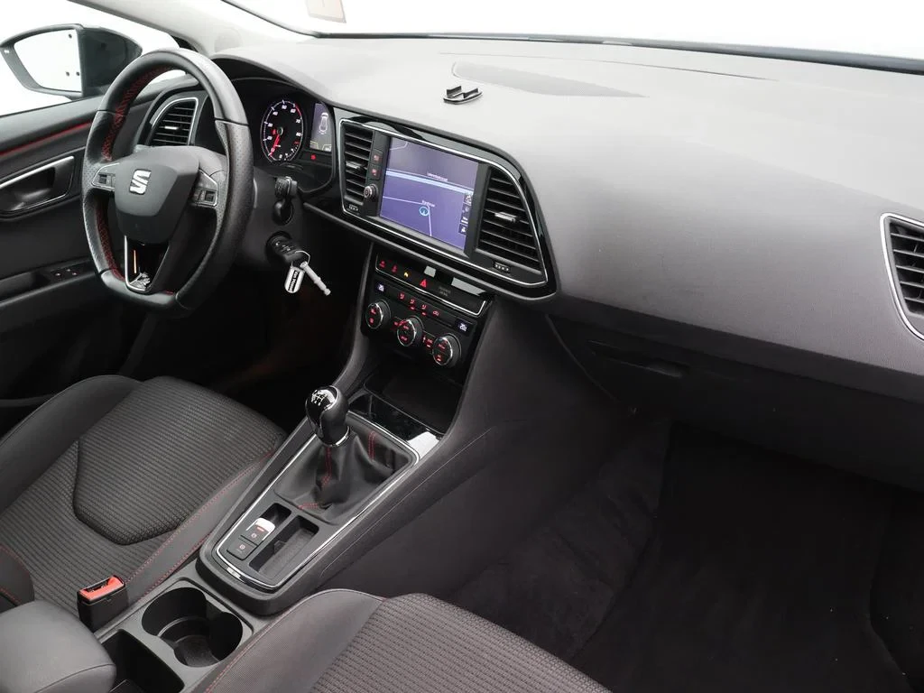SEAT-Leon-image-2