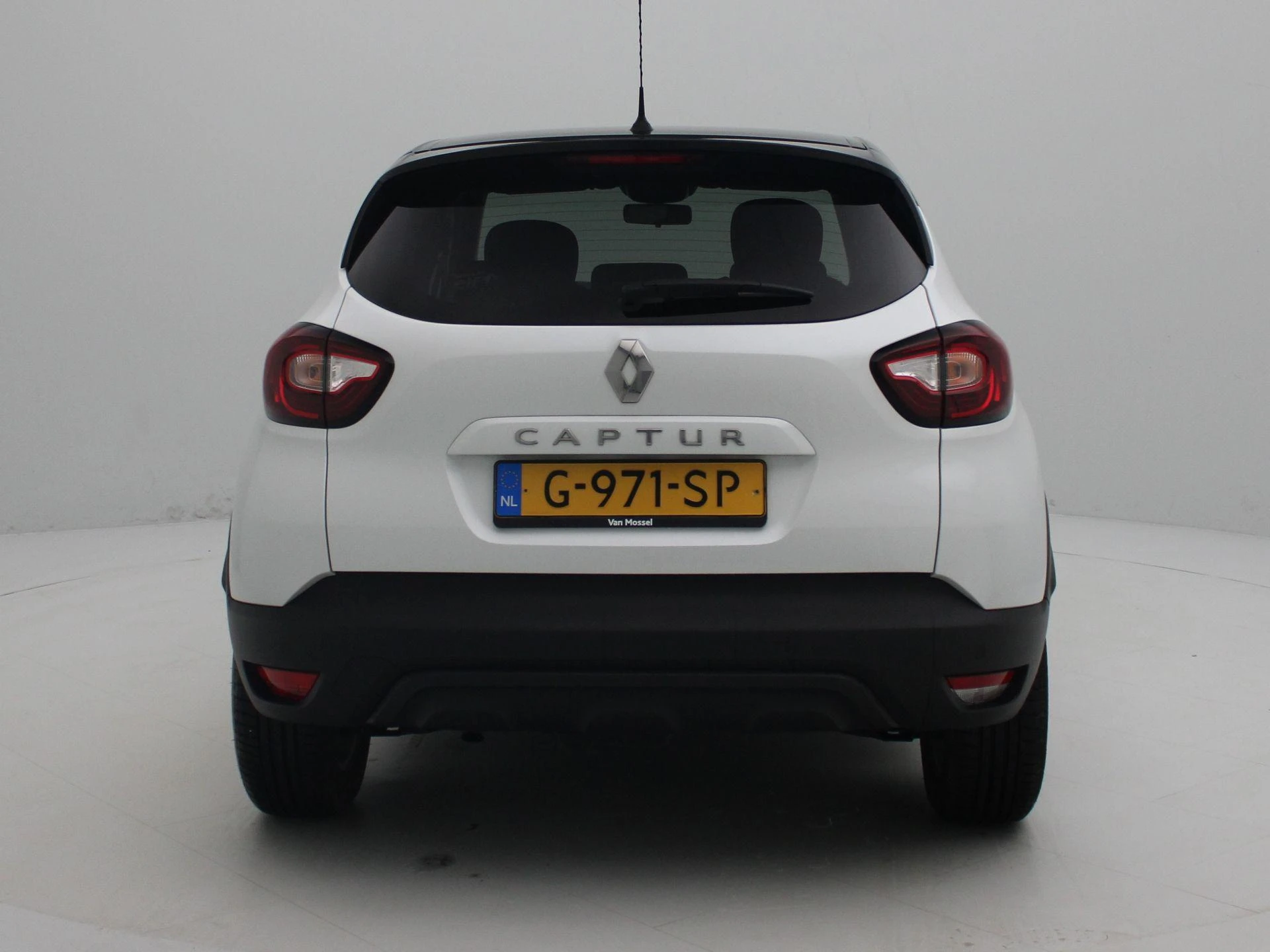 Renault-Captur-image-4