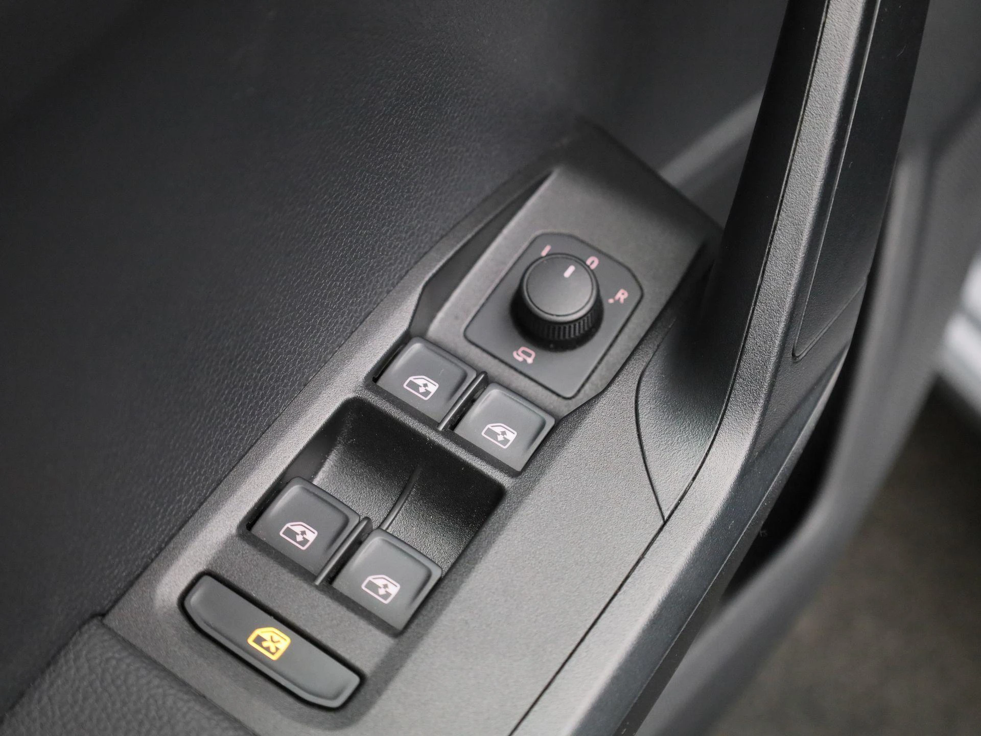 SEAT-Ibiza-image-27