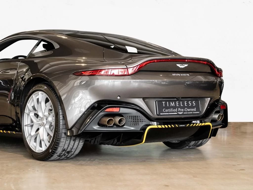 Aston Martin V8 Vantage Coupé 007 Edition 1 of 100