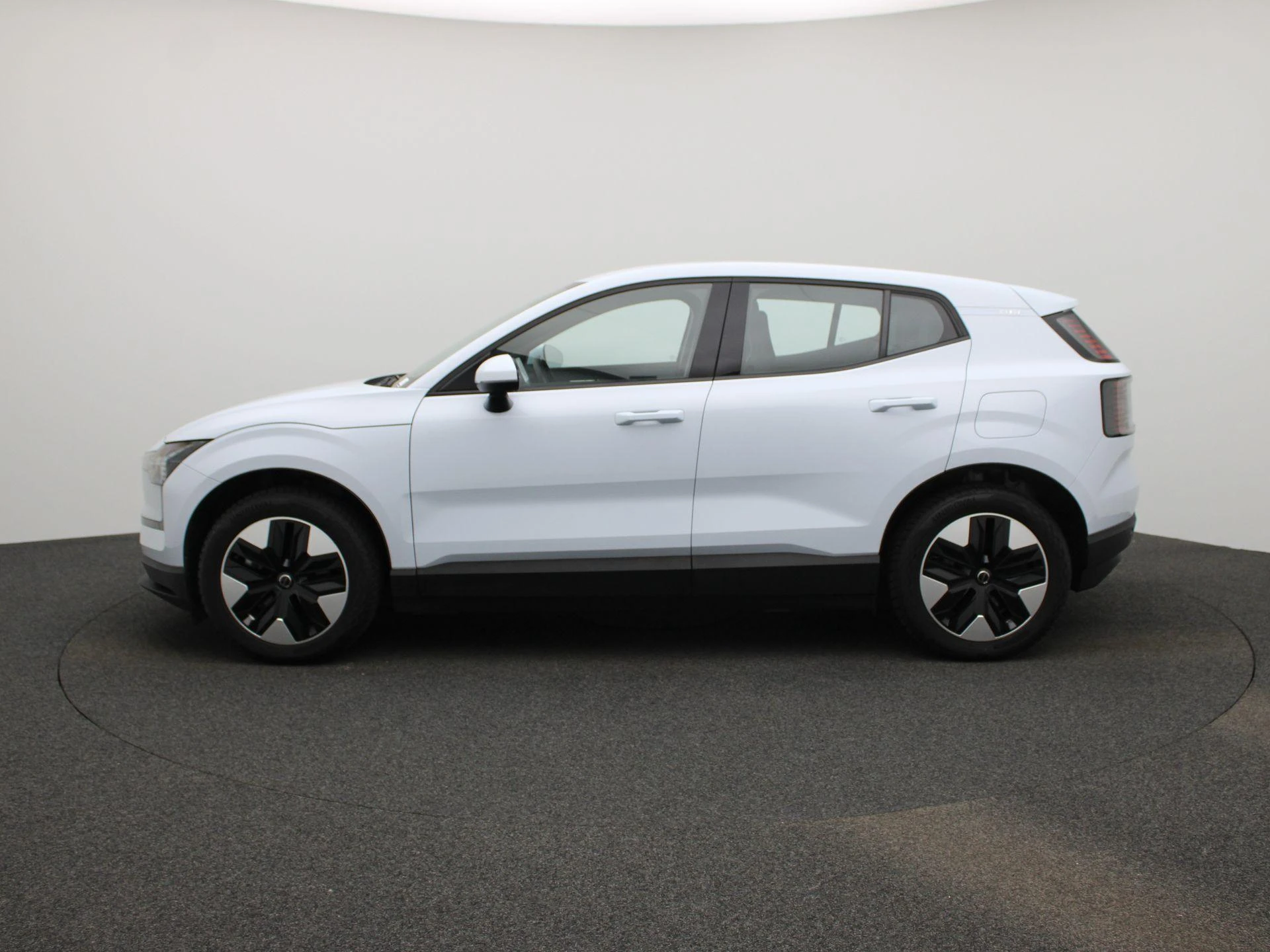 Volvo-EX30-image-3