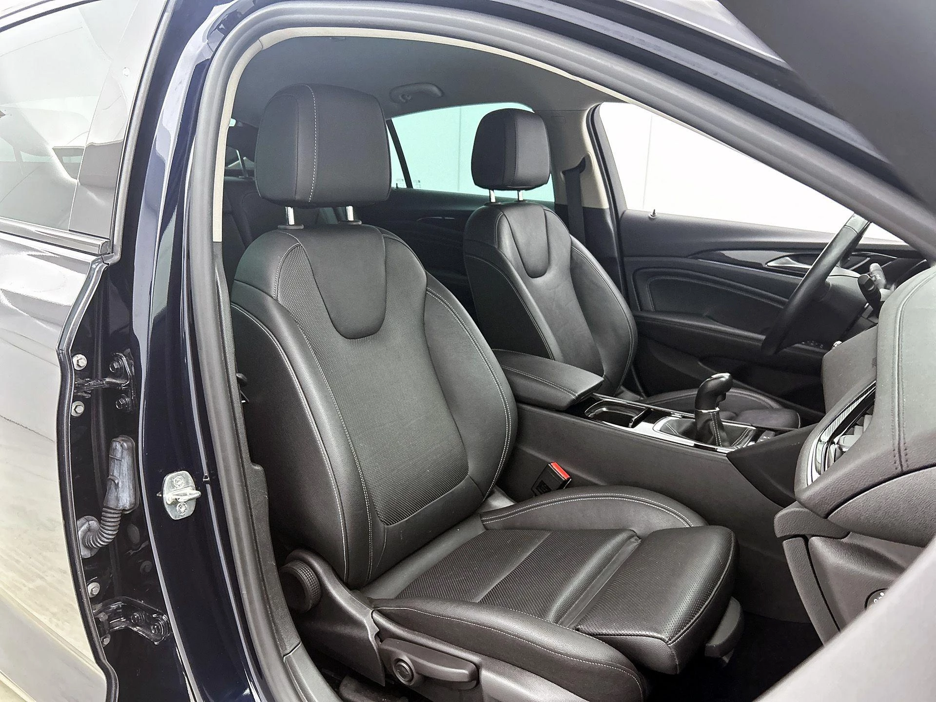 Opel-Insignia-image-43