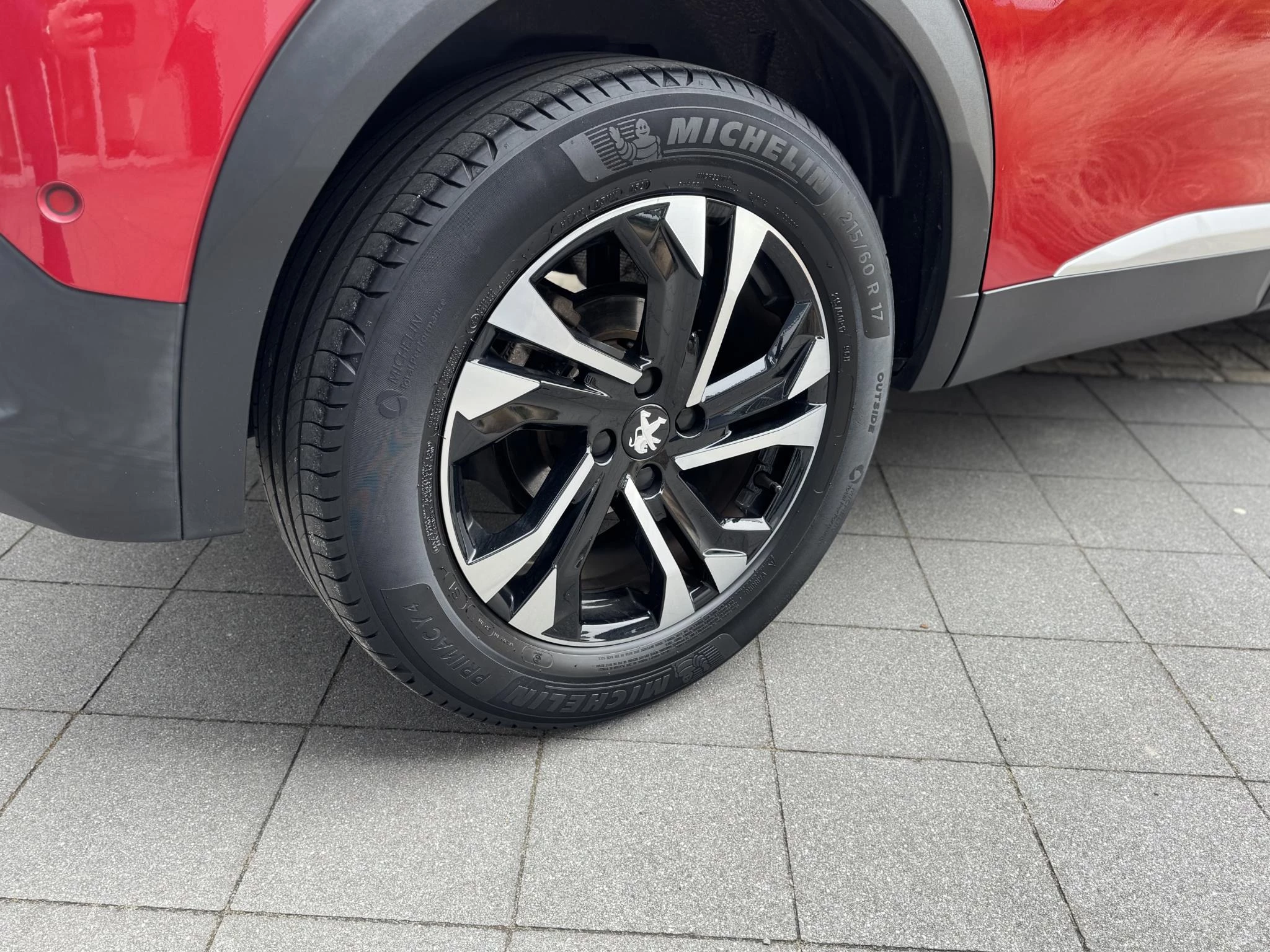 Peugeot-2008-image-13