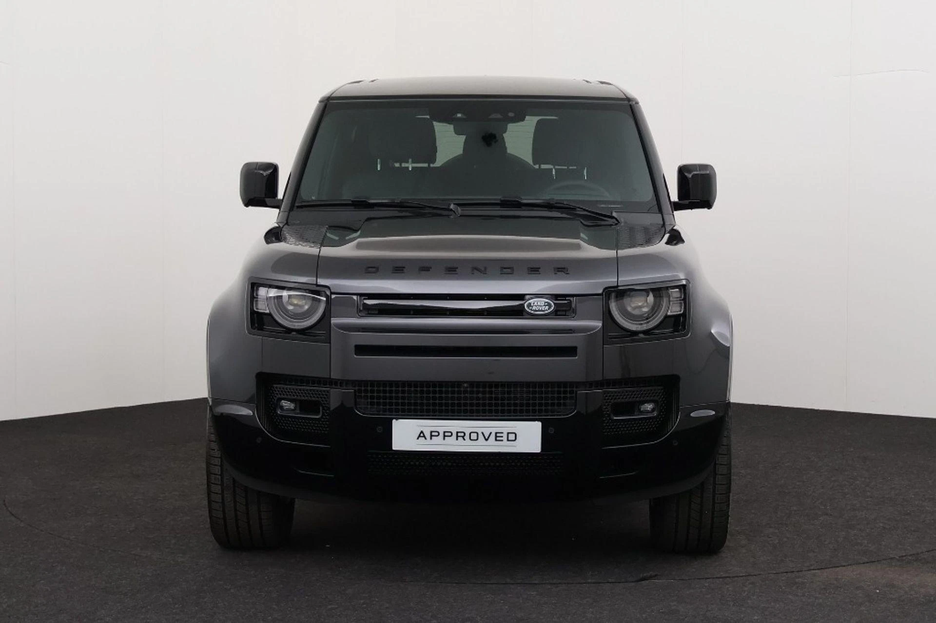 Land Rover-Defender-image-2