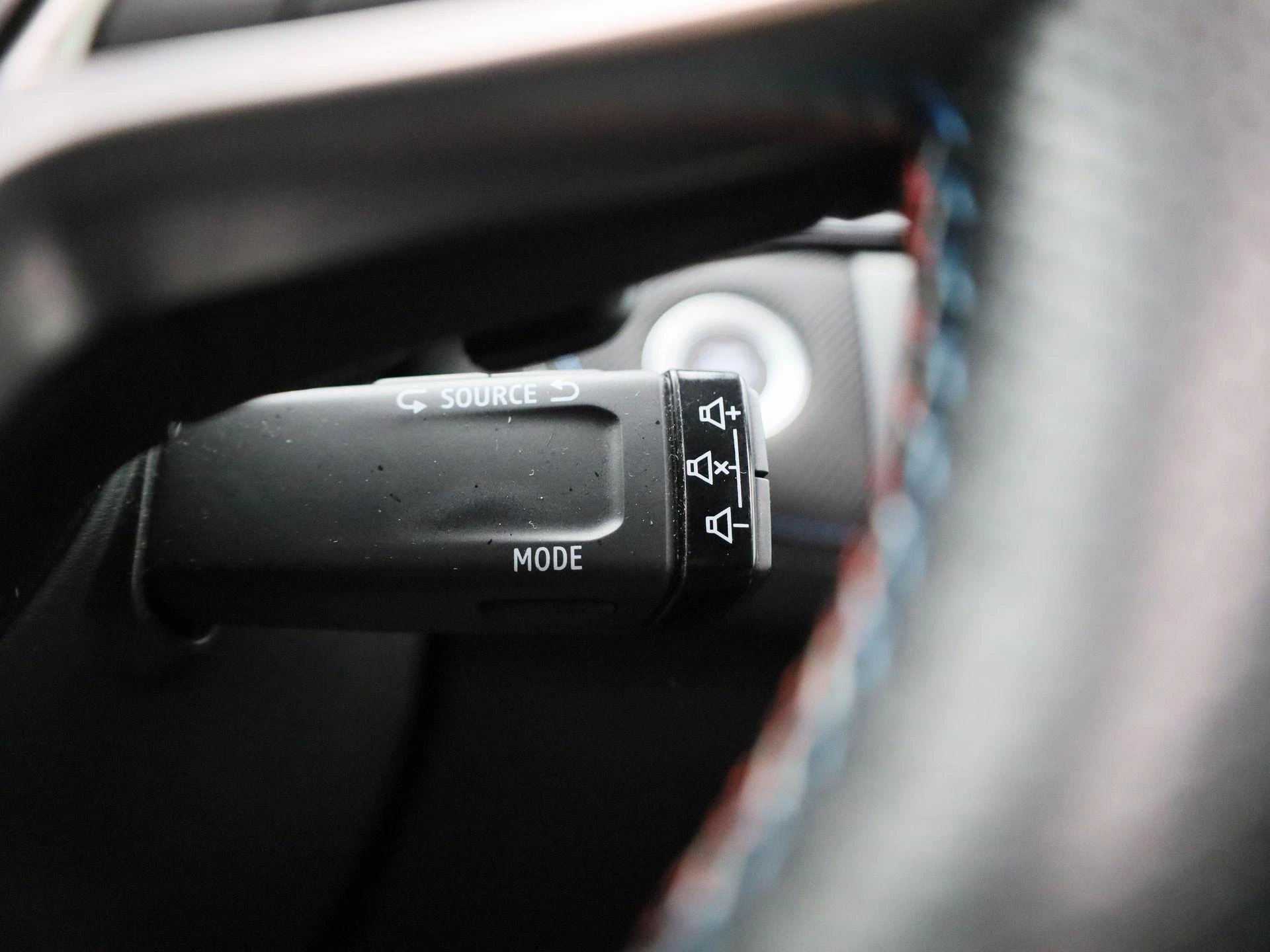 Renault-Captur-image-21